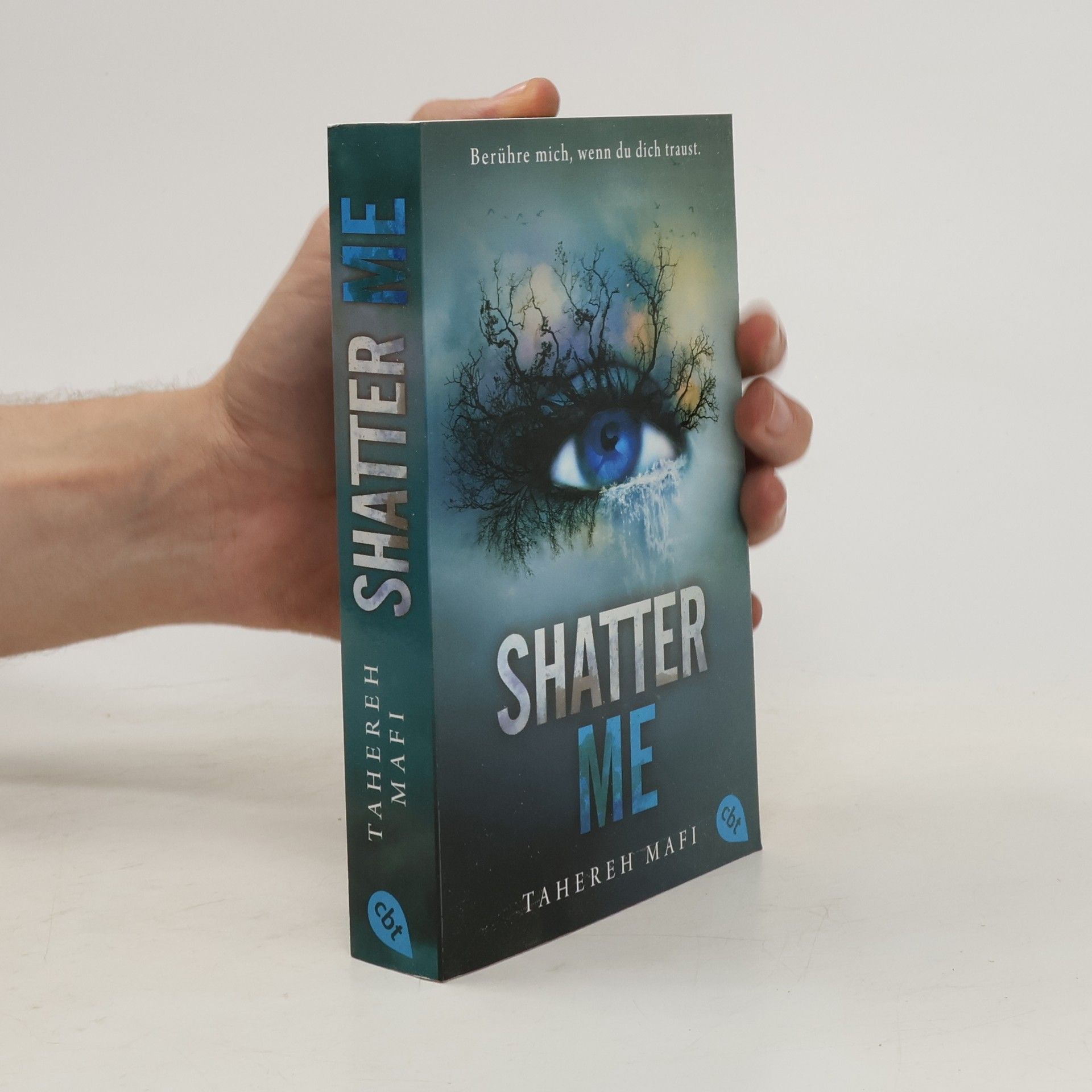 Tahereh Mafi Shatter me