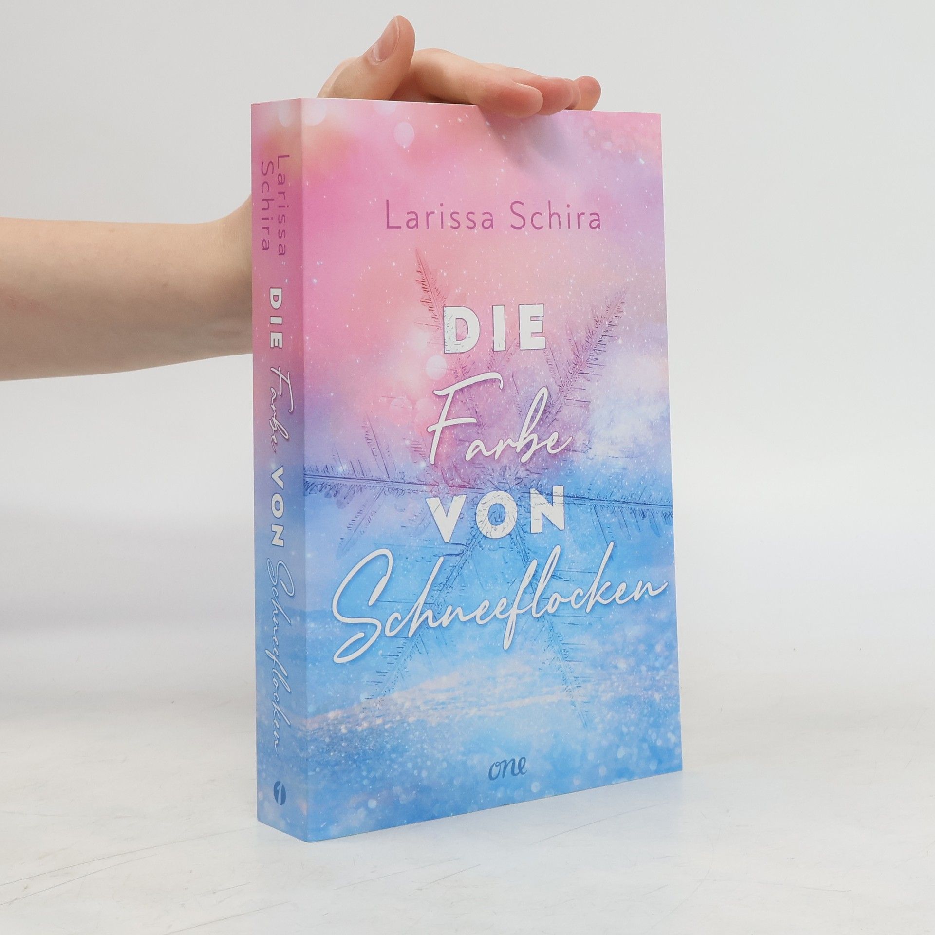 Larissa Schira Die Farbe von Schneeflocken