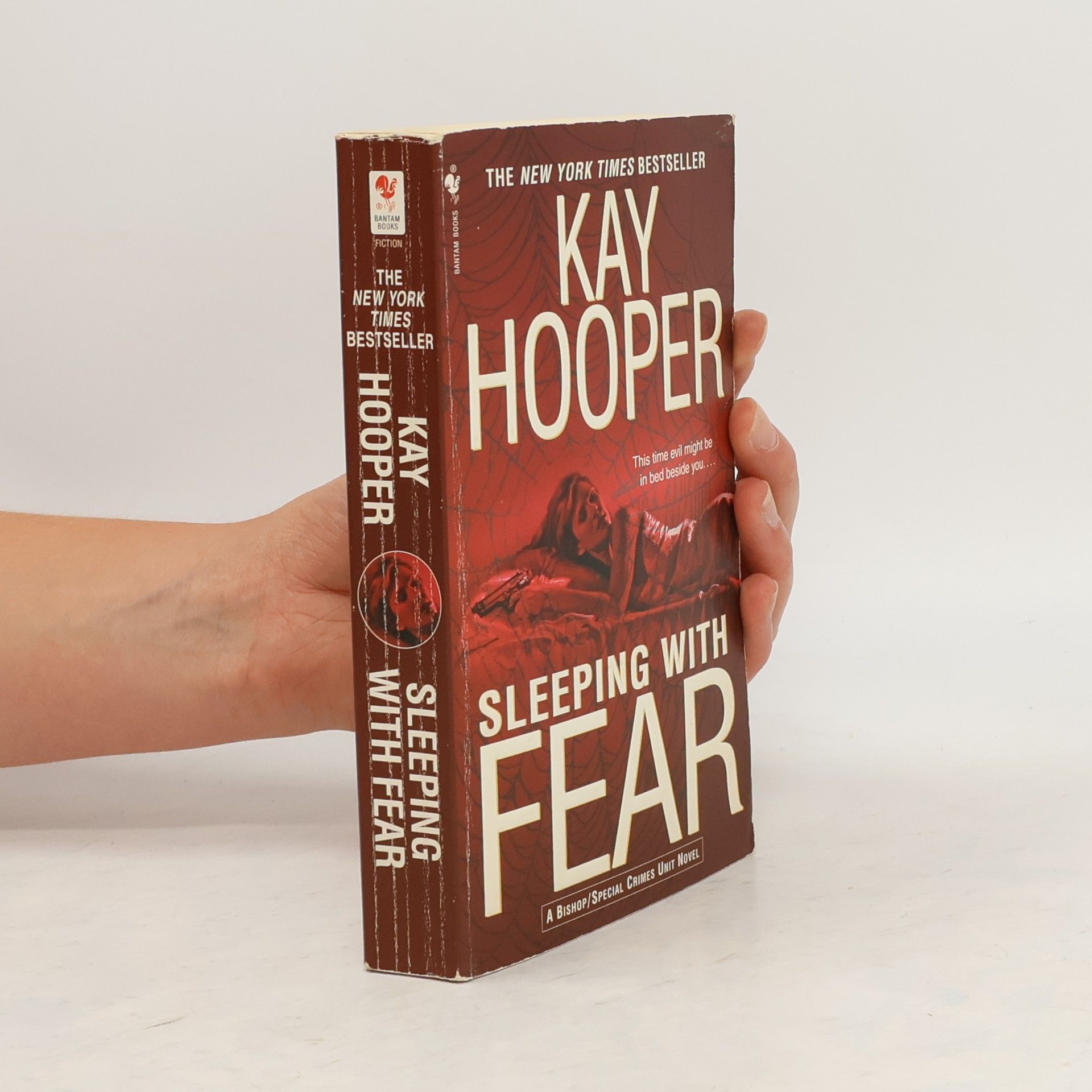Kay Hooper Sleeping with Fear