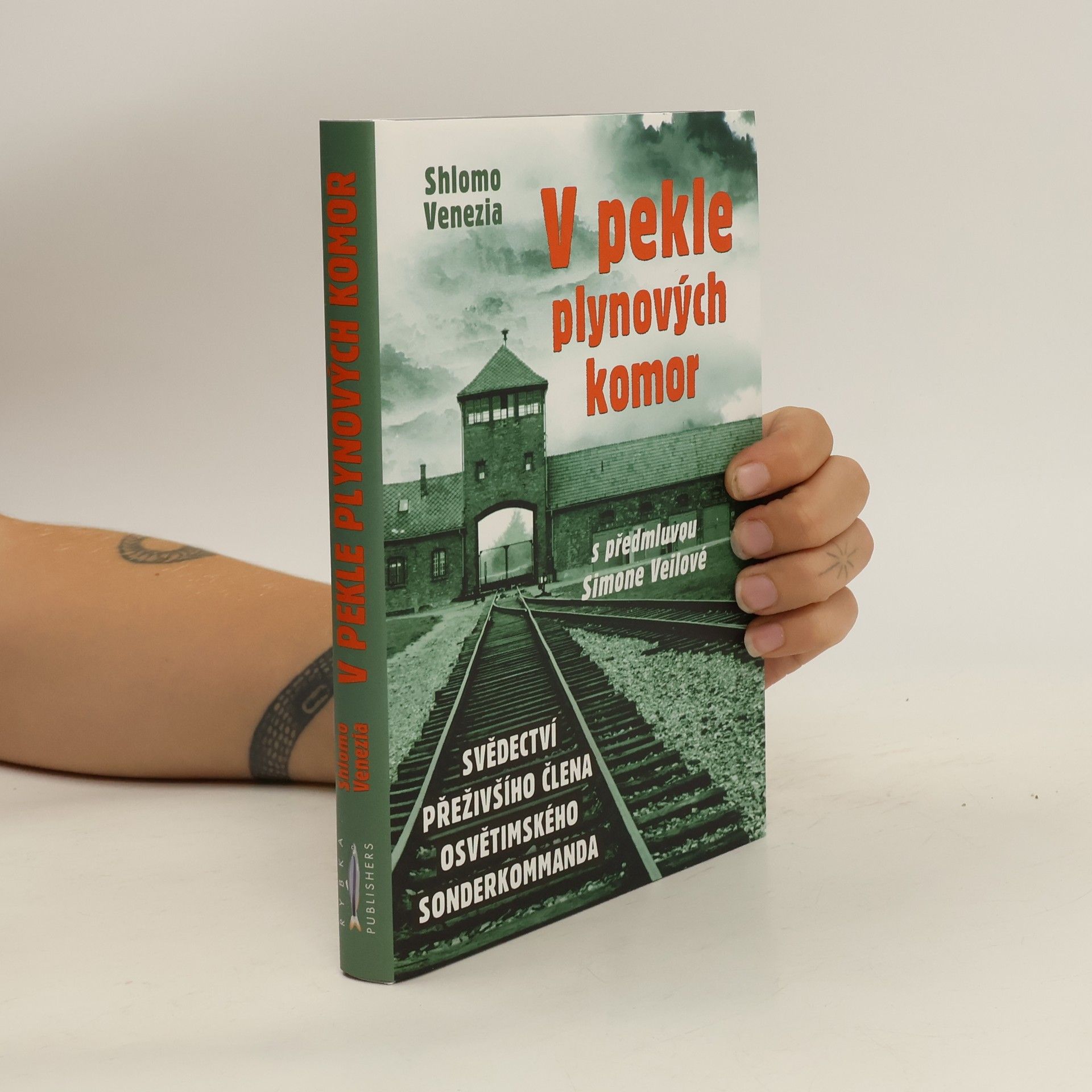 Shlomo Venezia V pekle plynových komor