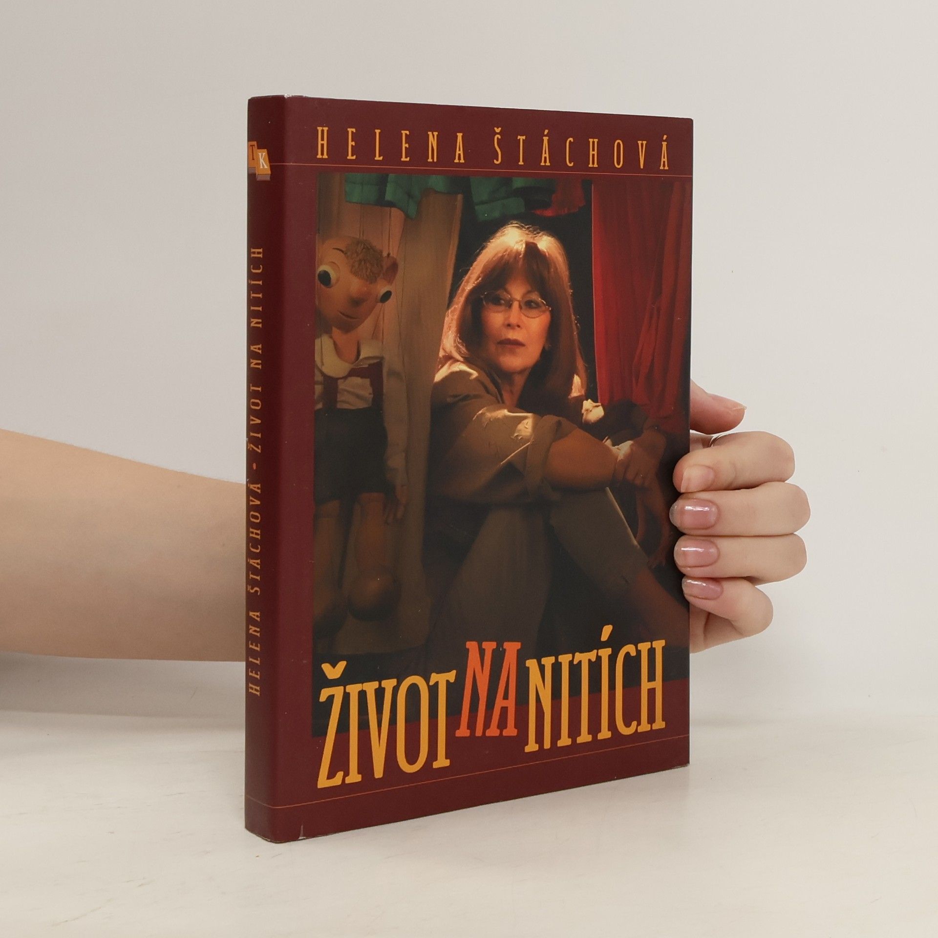 Helena Štáchová Život na nitích