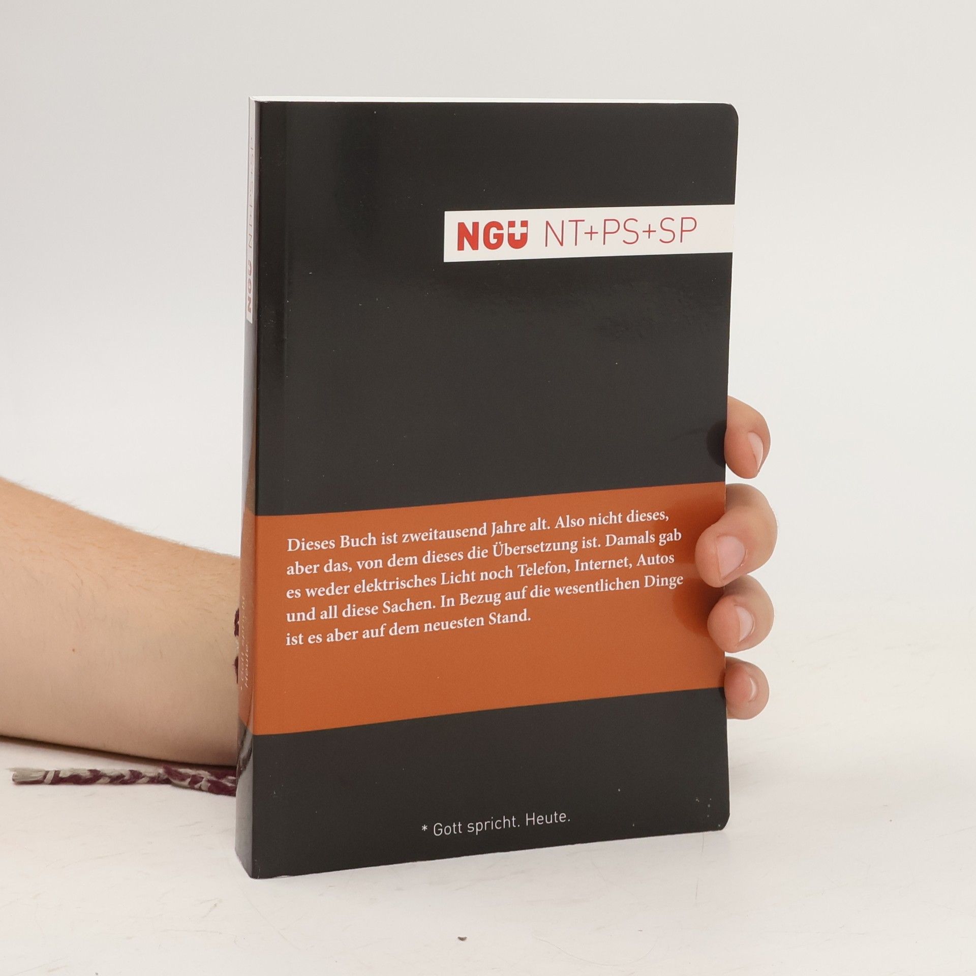 Deutsche Bibelgesellschaft Neue Genfer Übersetzung (NGÜ) - Neues Testament mit Psalmen und Sprüchen, 3 Covervarianten (Grundfarbe schwarz)