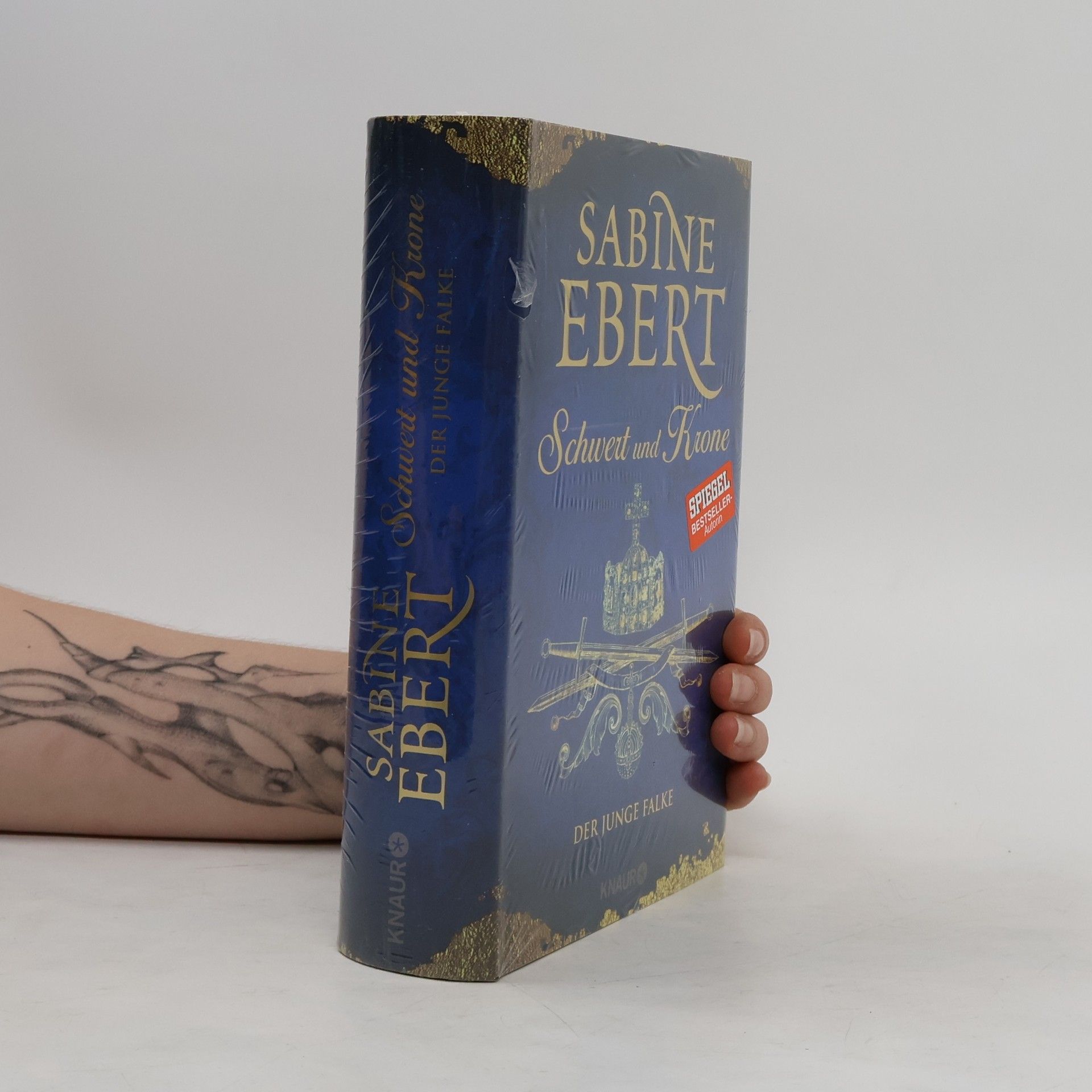 Sabine Ebertová Schwert und Krone - der junge Falke
