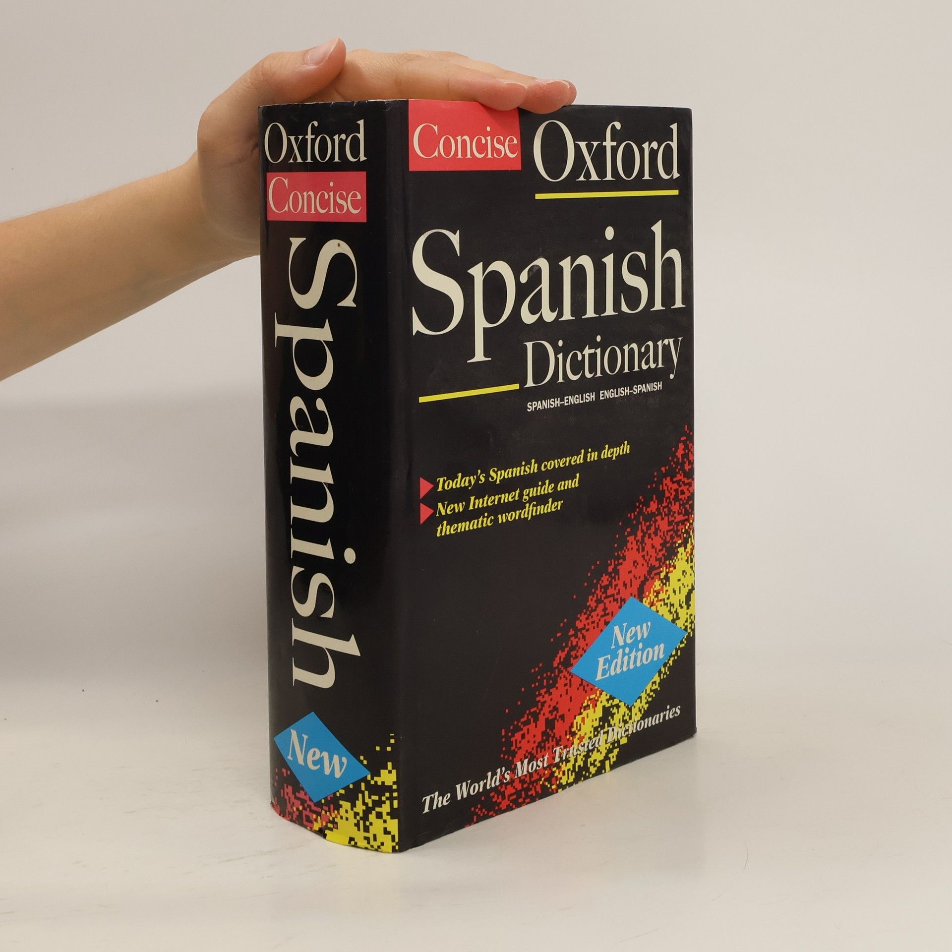 Carol Styles Carvajal Concise Oxford Spanish dictionary = El diccionario Oxford concise