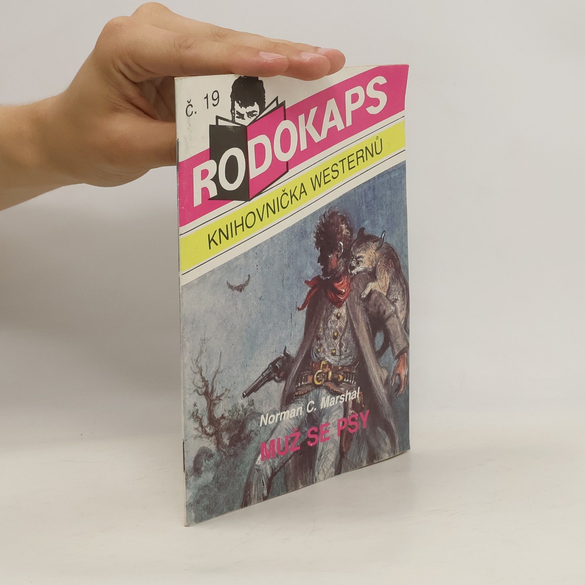 Karel Toman Rodokaps. Muž se psy č.19