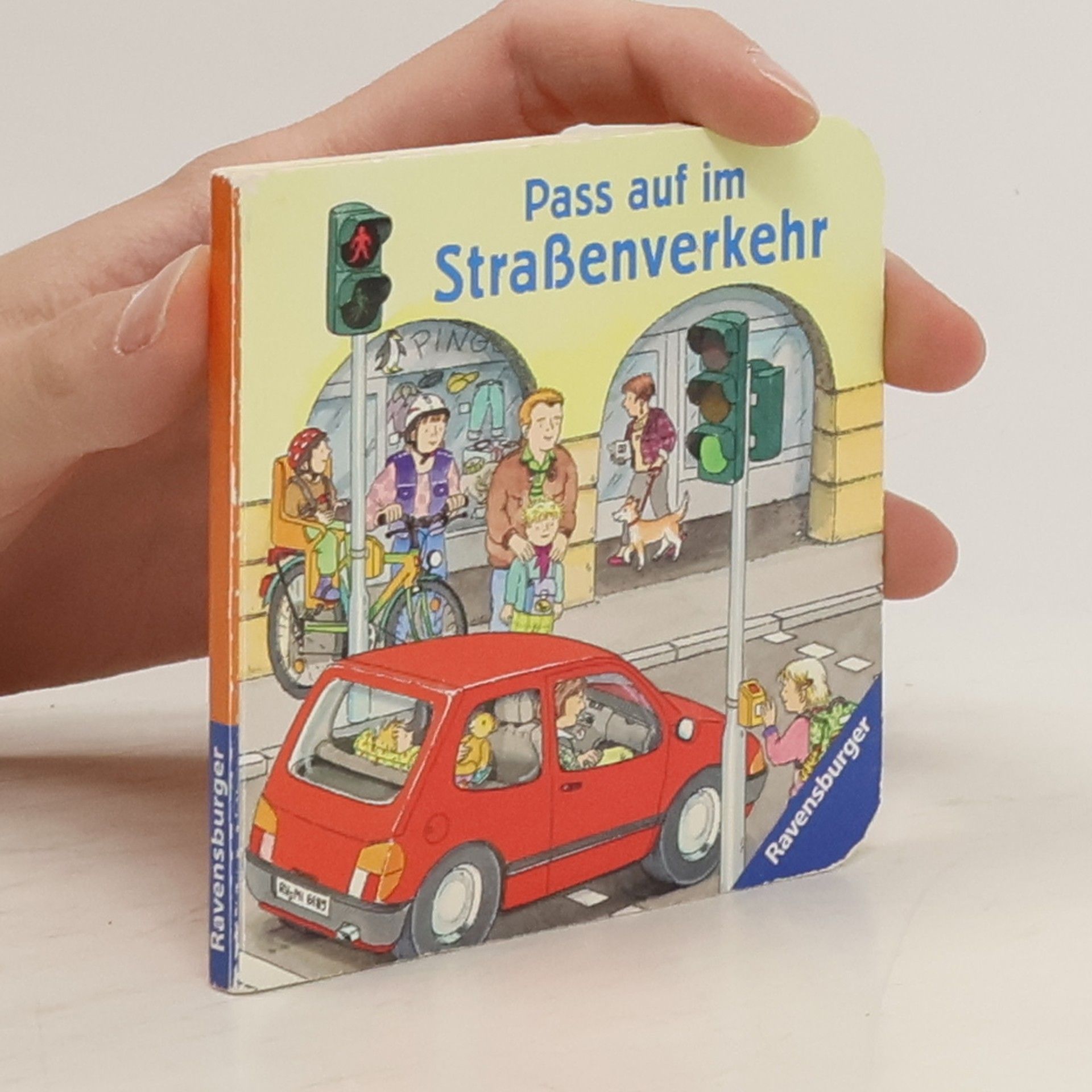 Wolfgang Metzger Pass auf im Strassenverkehr