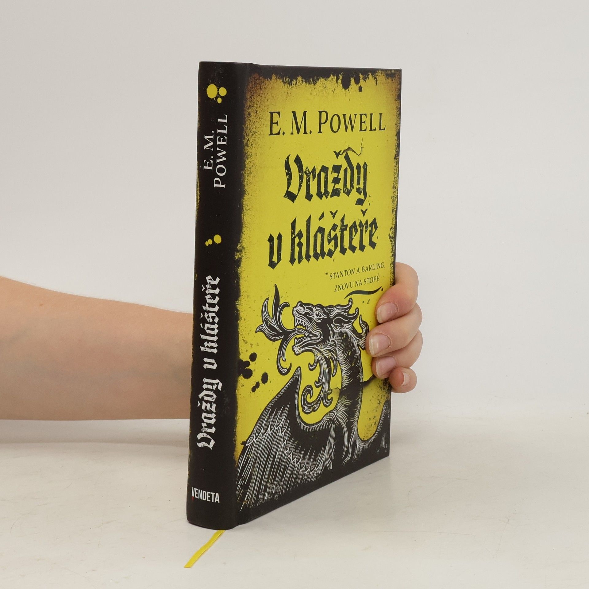 E. M. Powell Vraždy v klášteře