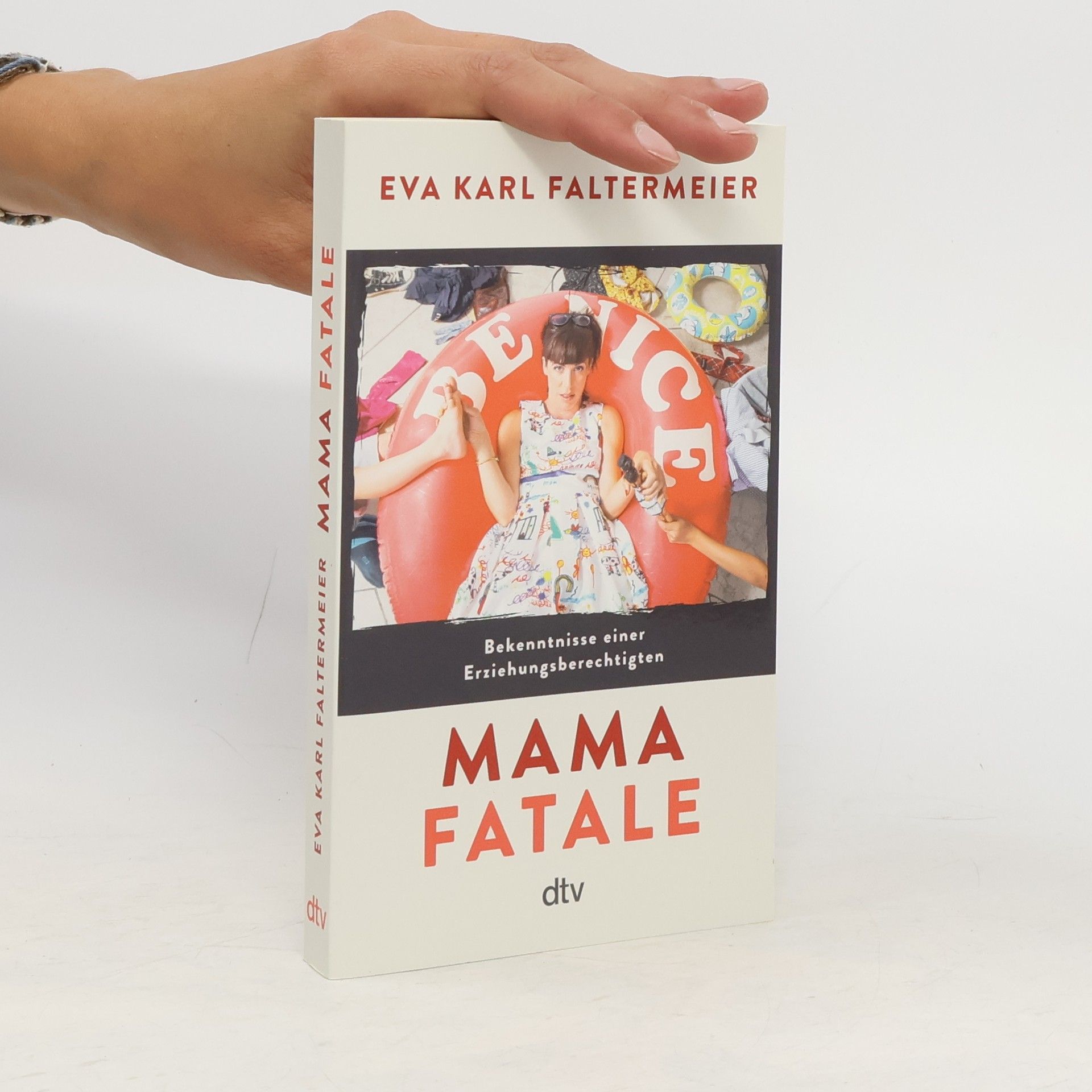 Eva Karl Faltermeier Mama fatale