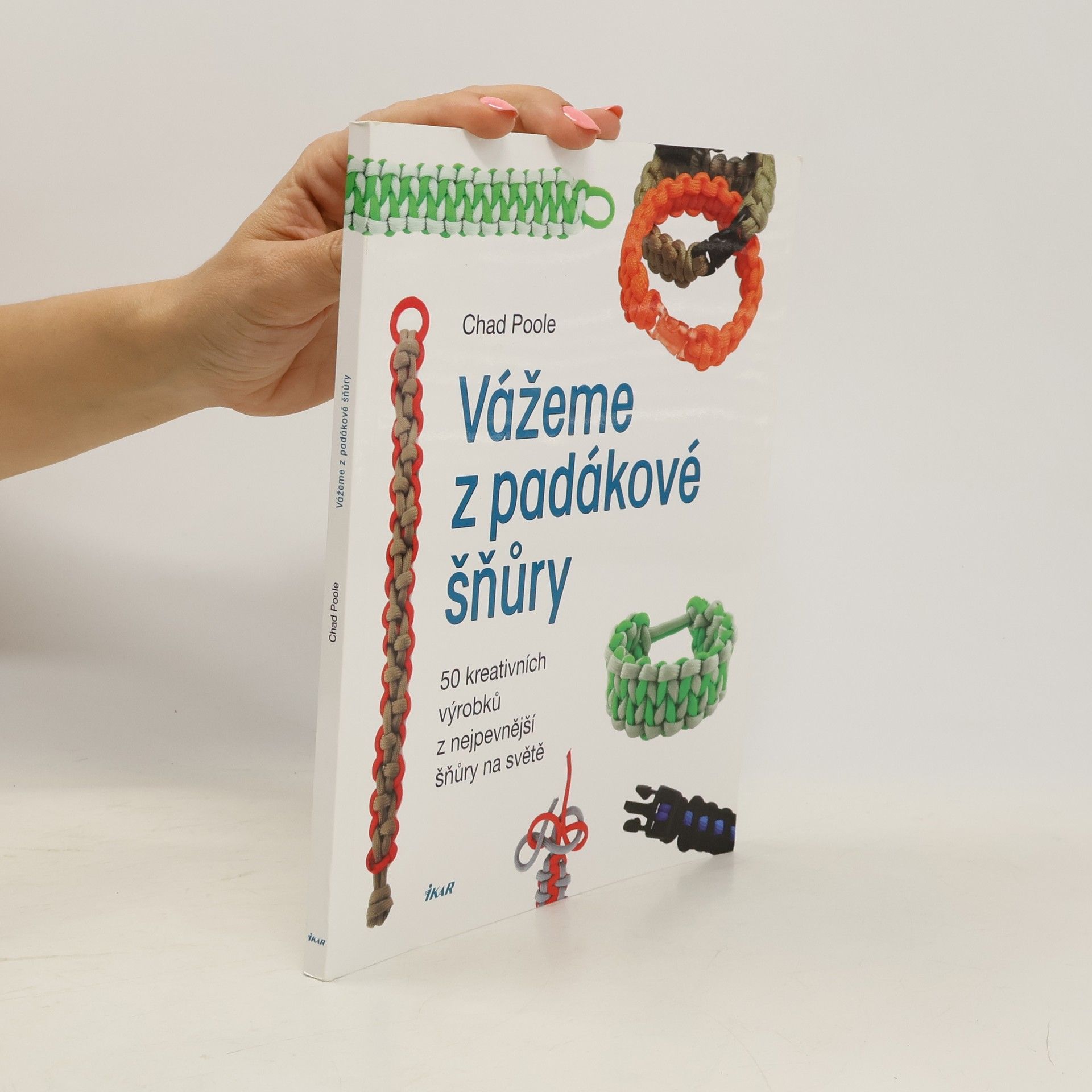 Vážeme z padákové šňůry