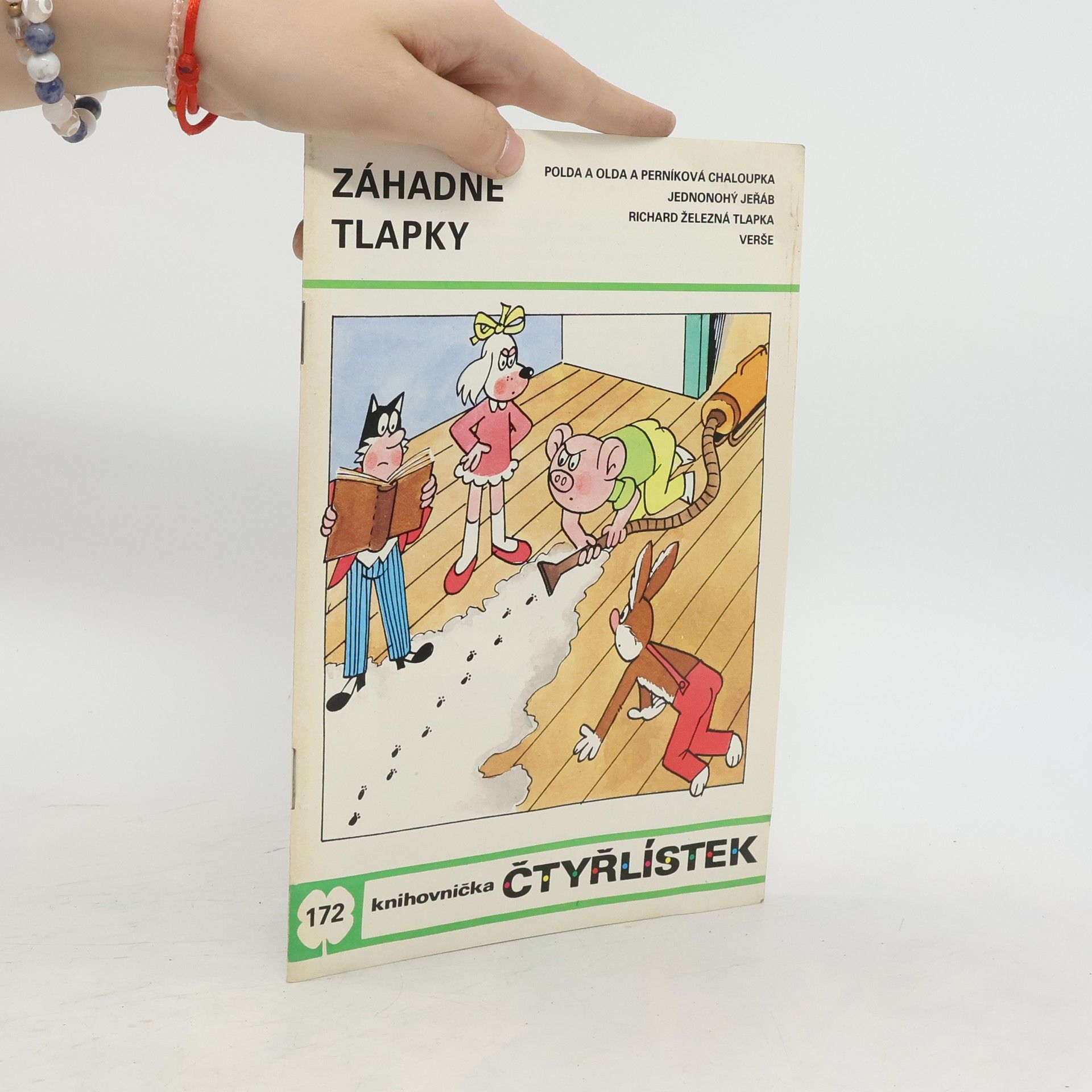 Jaroslav Němeček Čtyřlístek 172. Záhadné tlapky