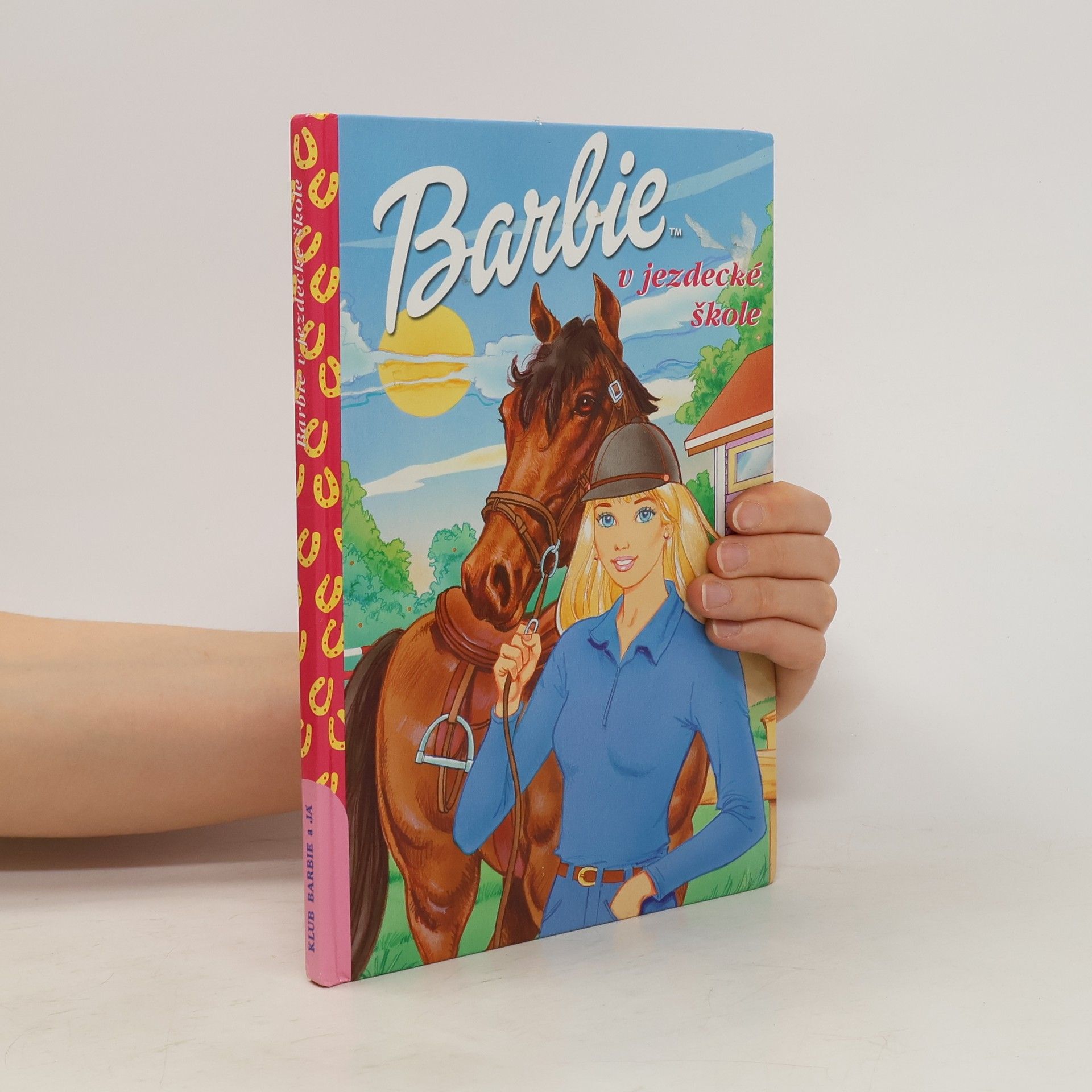 kolektiv Barbie v jezdecké škole
