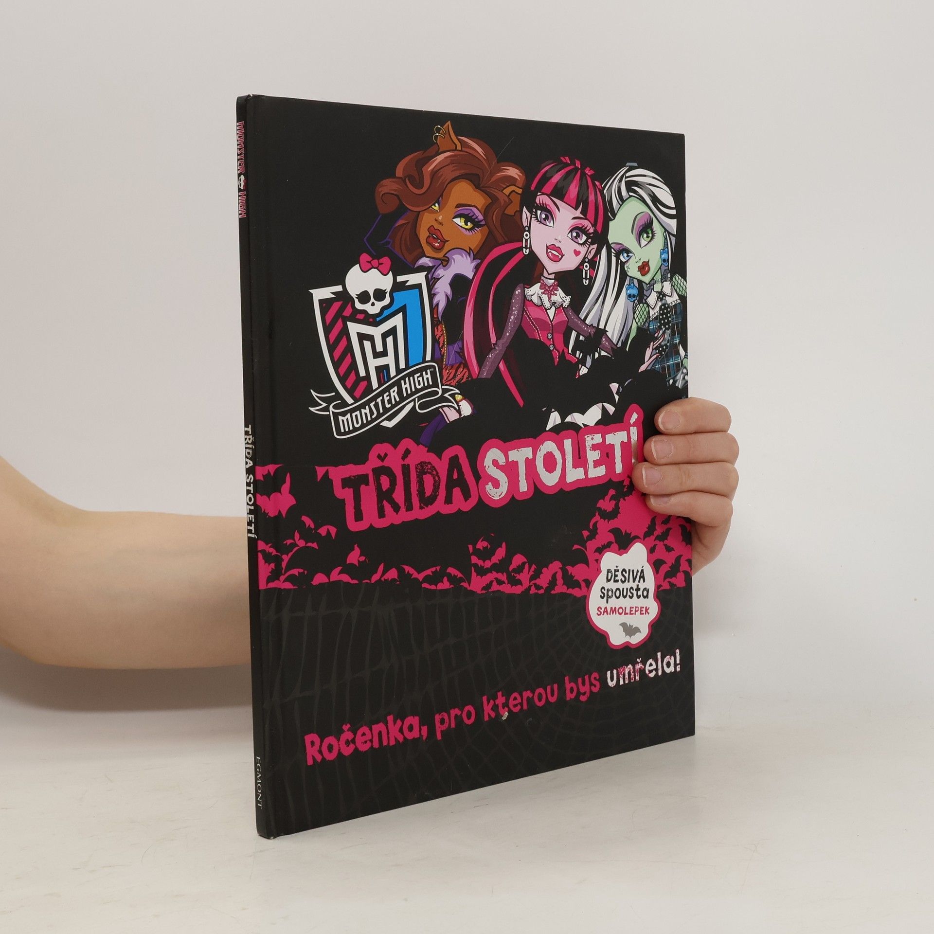kolektiv Monster High.  Třída století