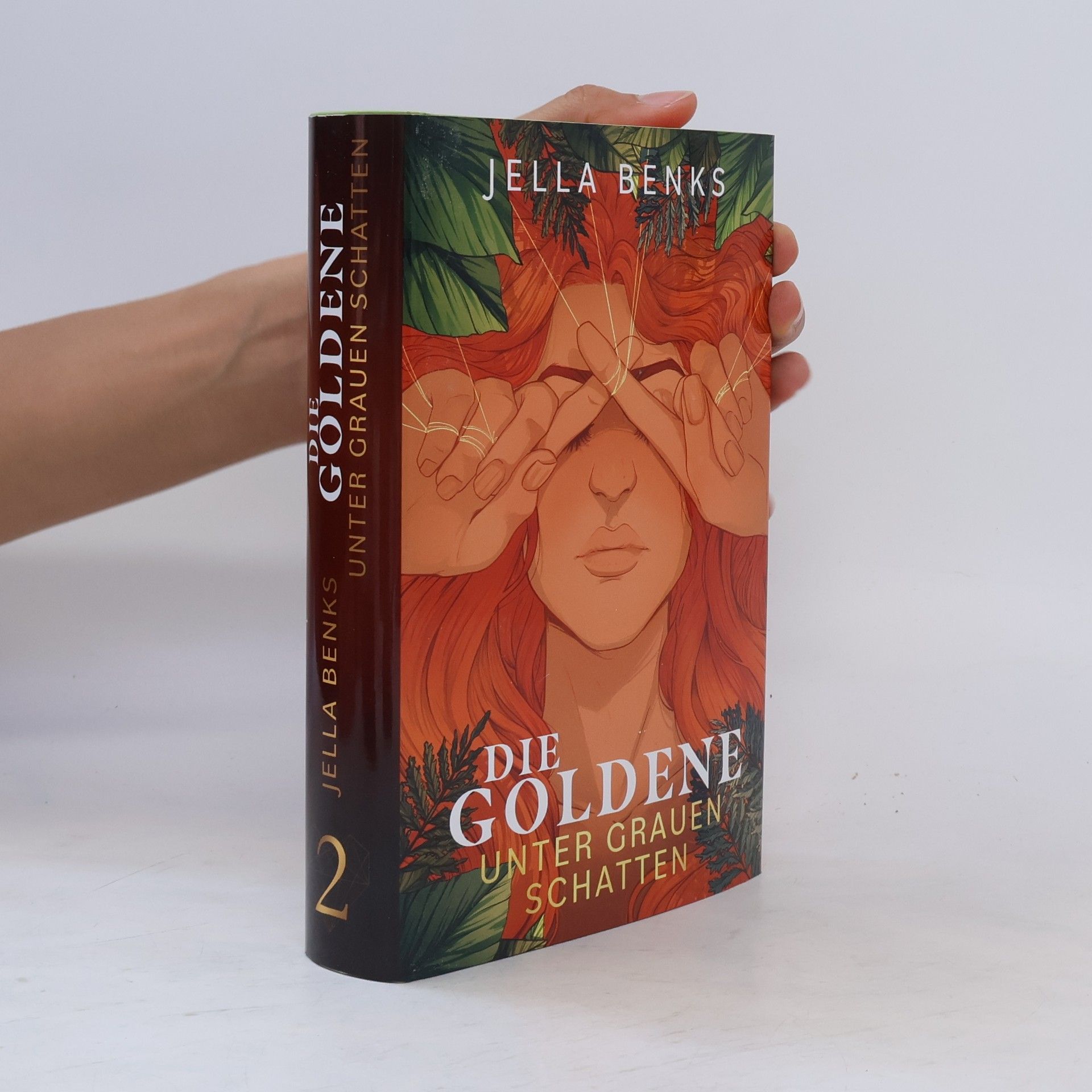 Die Goldene 2. Unter Grauen Schatten