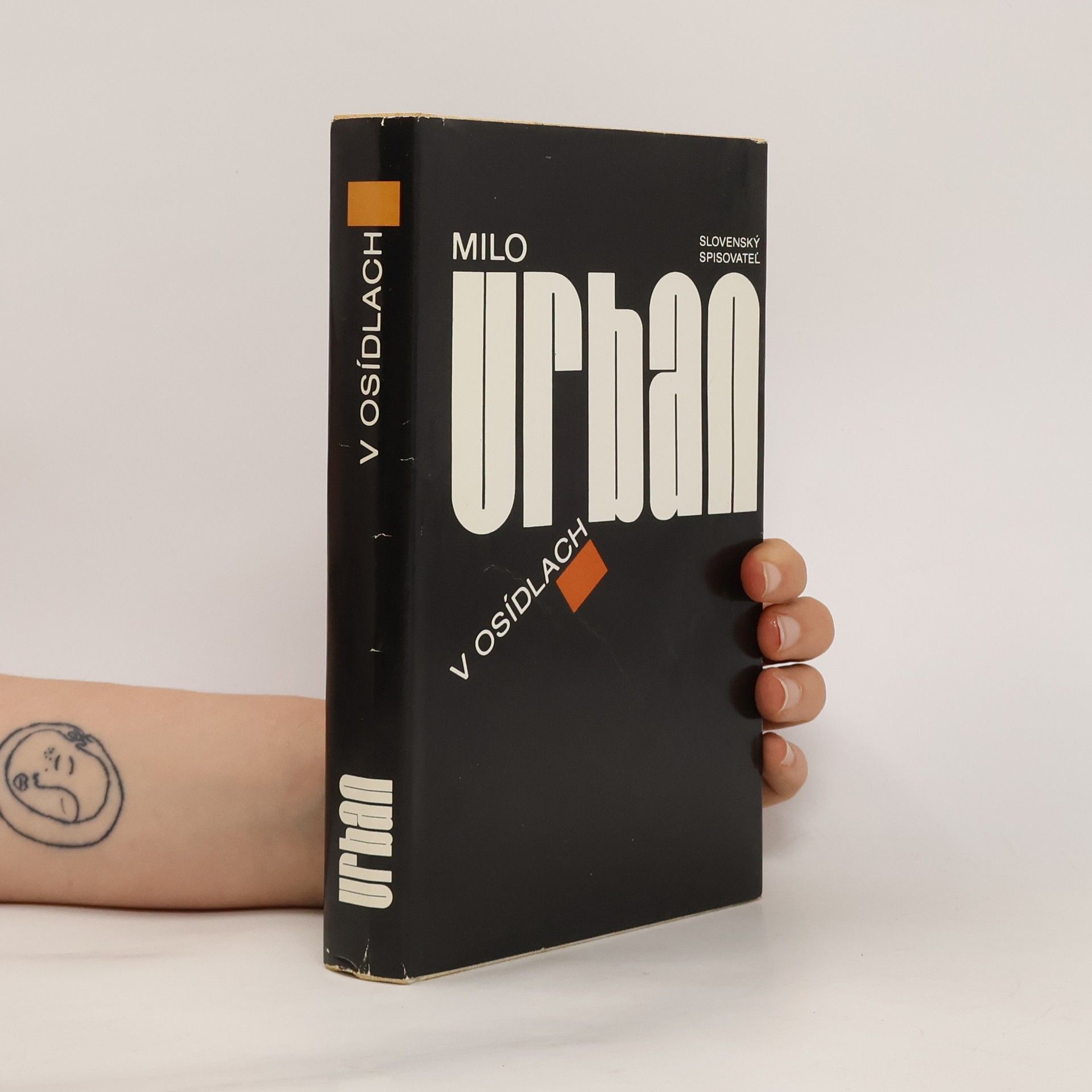 Milo Urban V osídlach