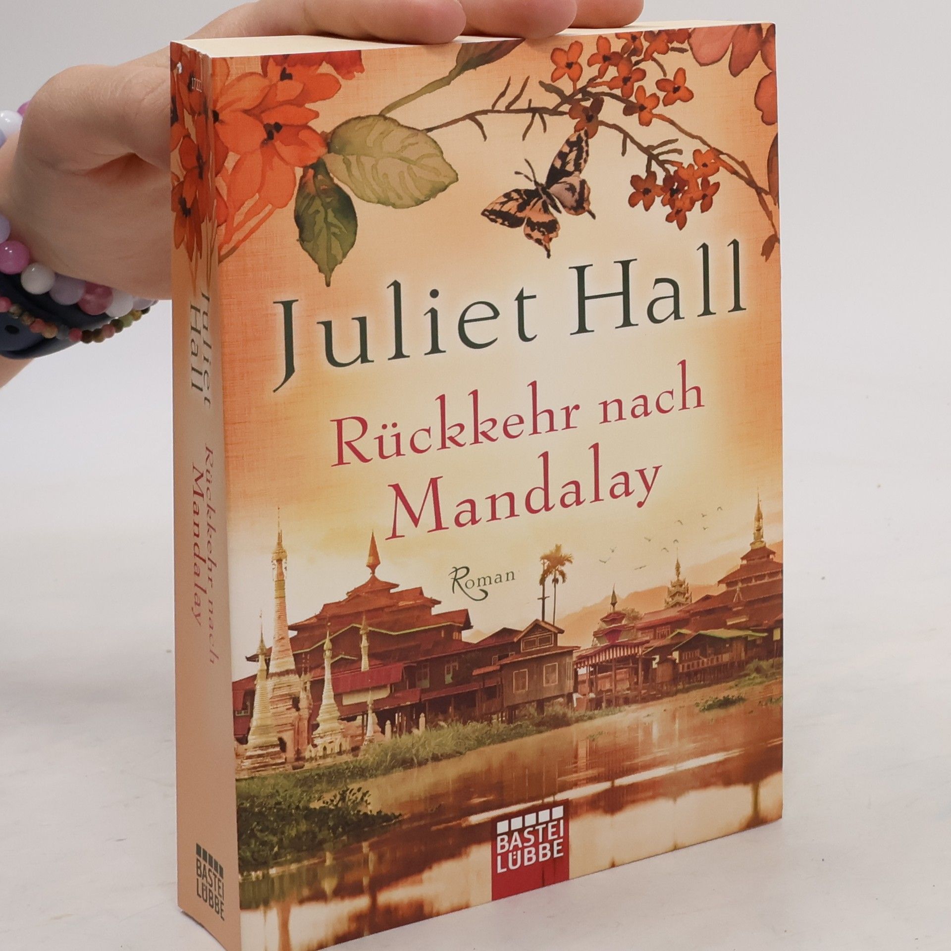 Juliet Hall Rückkehr nach Mandalay