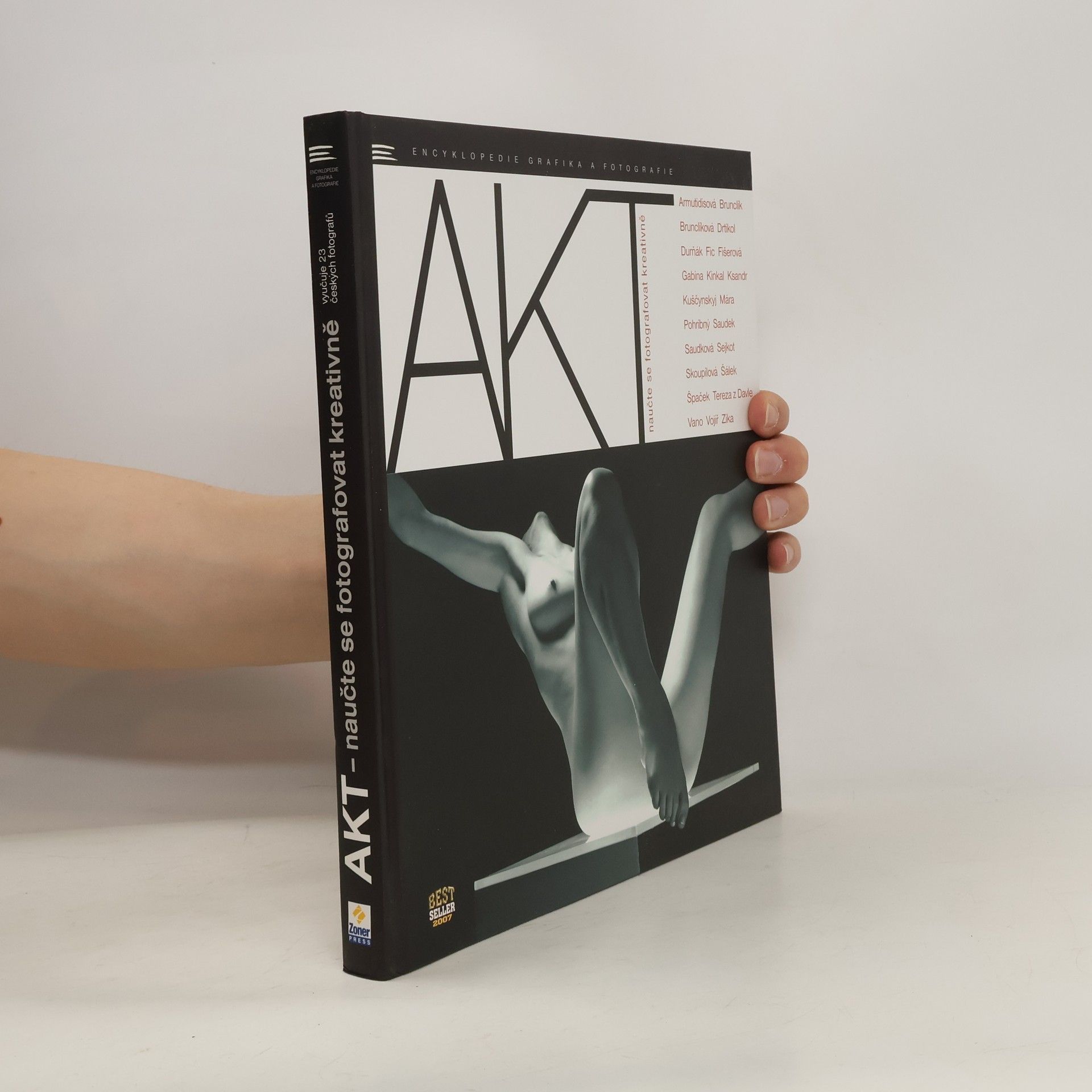 Irena Armutidisová Akt: Naučte se fotografovat kreativně