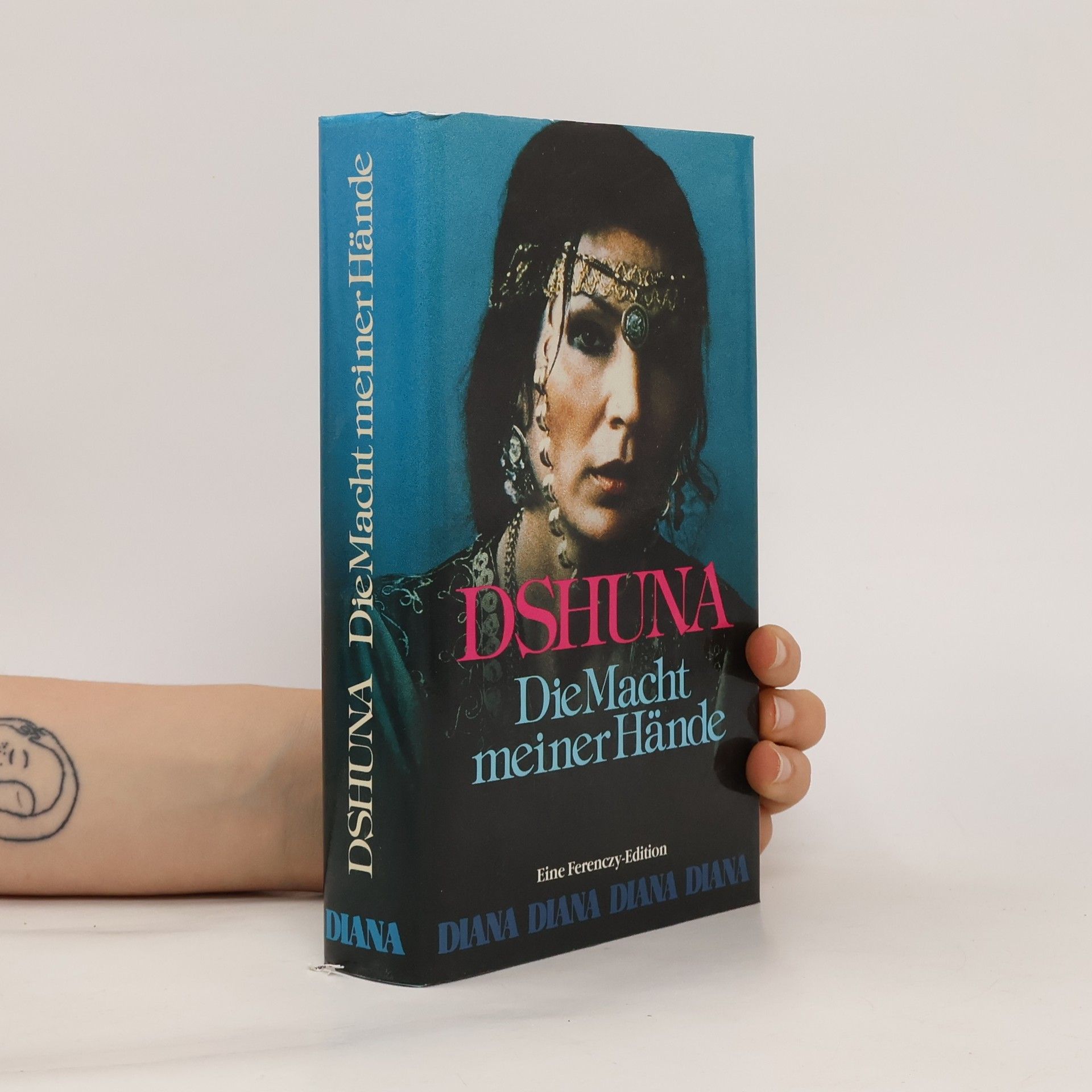 Evgenija Juvas evna Davitas vili Die Macht meiner Hände