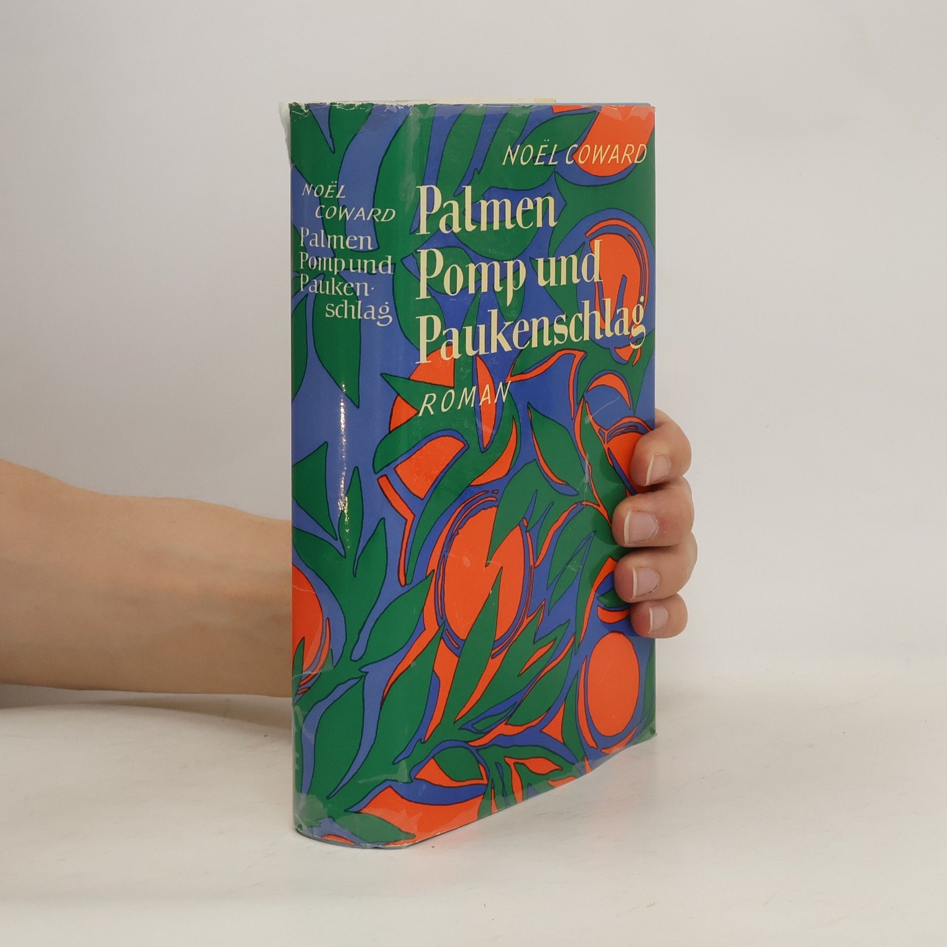Noël Coward Palmen, Pomp und Paukenschlag