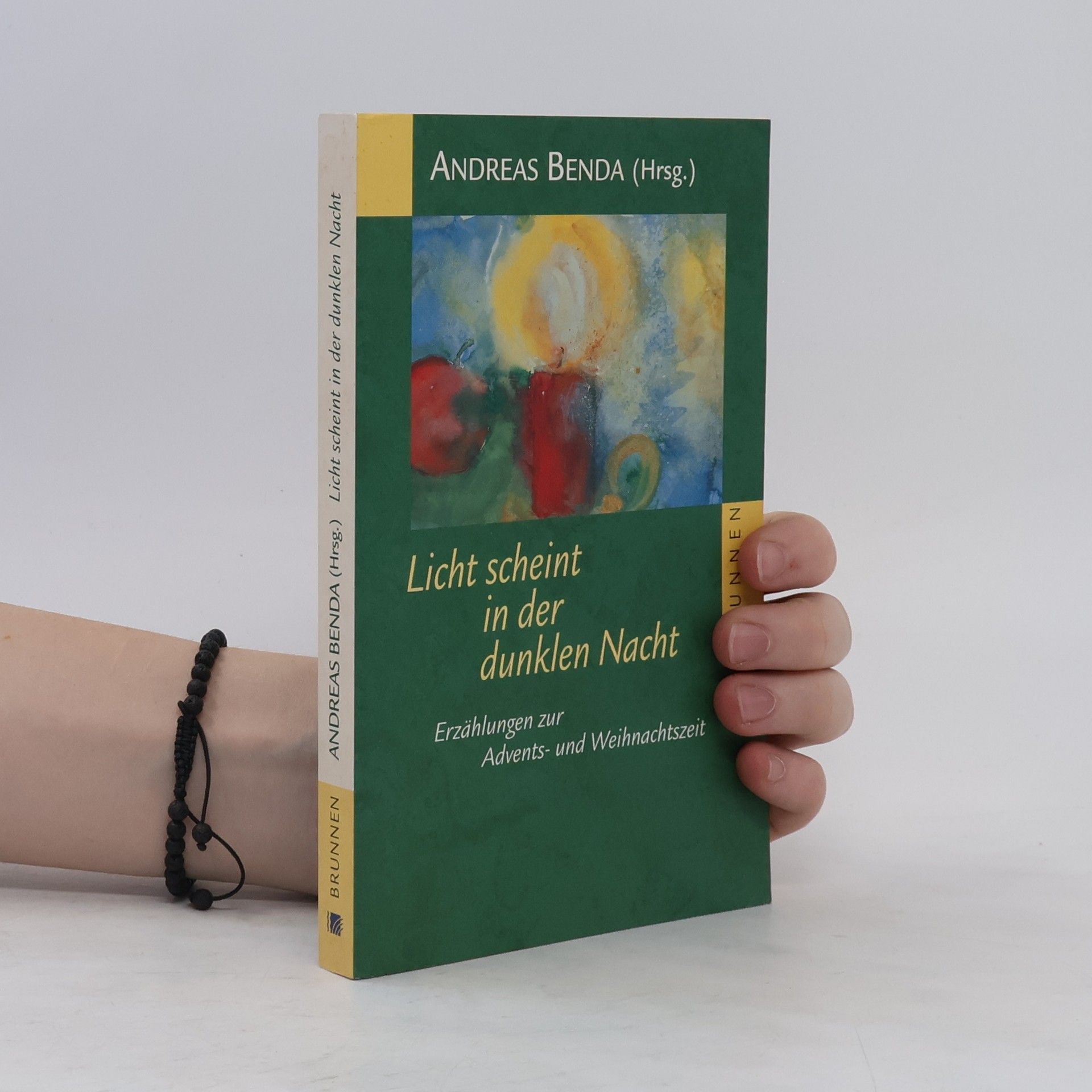 Andreas Benda Licht scheint in der dunklen Nacht