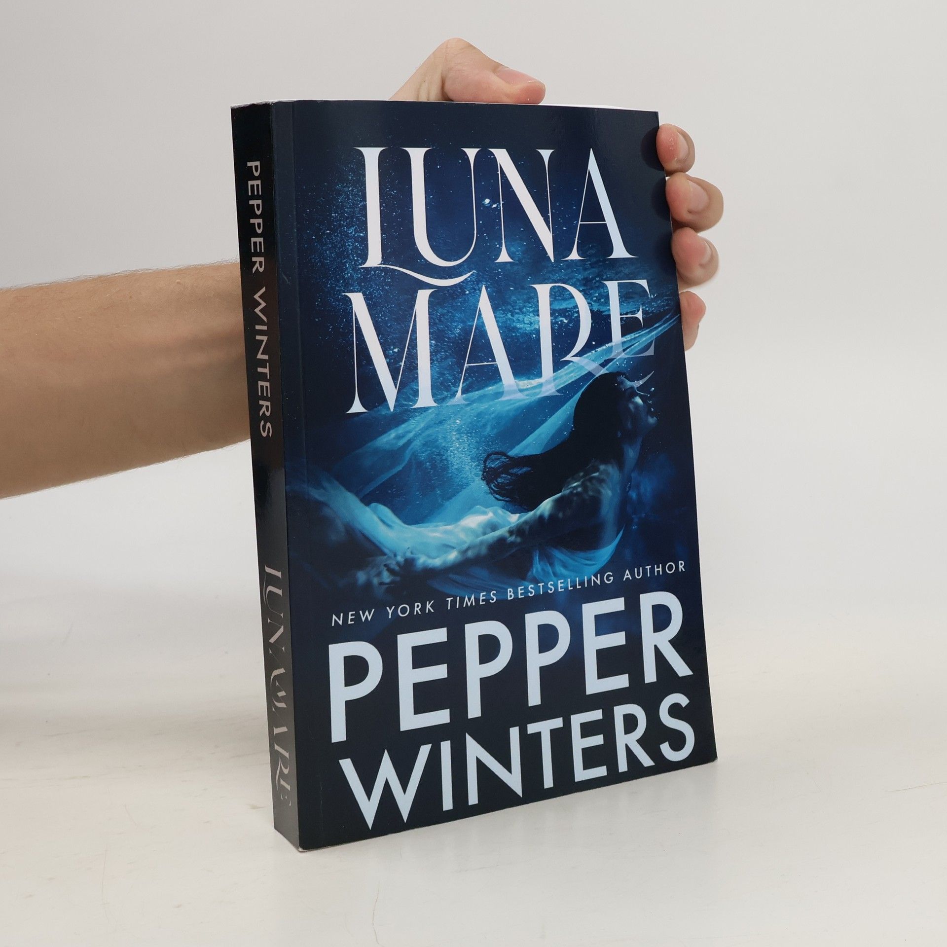 Pepper Winters Lunamare