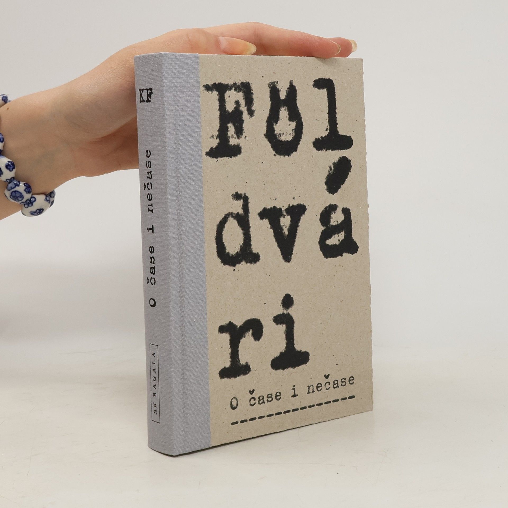 Kornel Földvári O čase i nečase