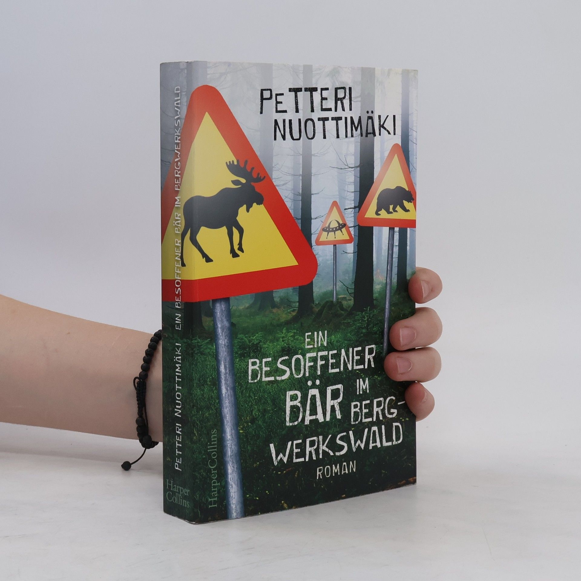 Petteri Nuottimäki Ein besoffener Bär im Bergwerkswald
