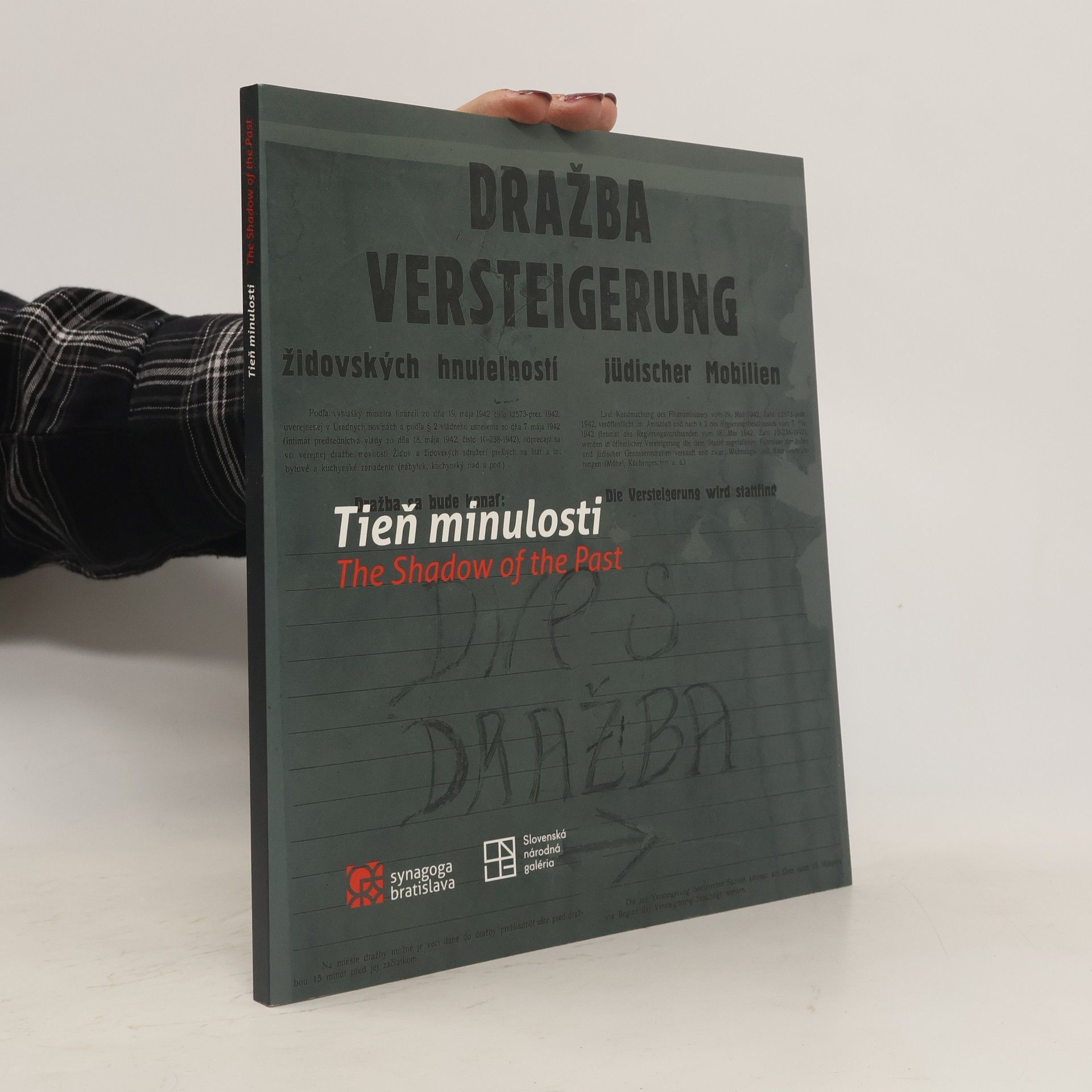 Autorenkollektiv Tieň Minulosti