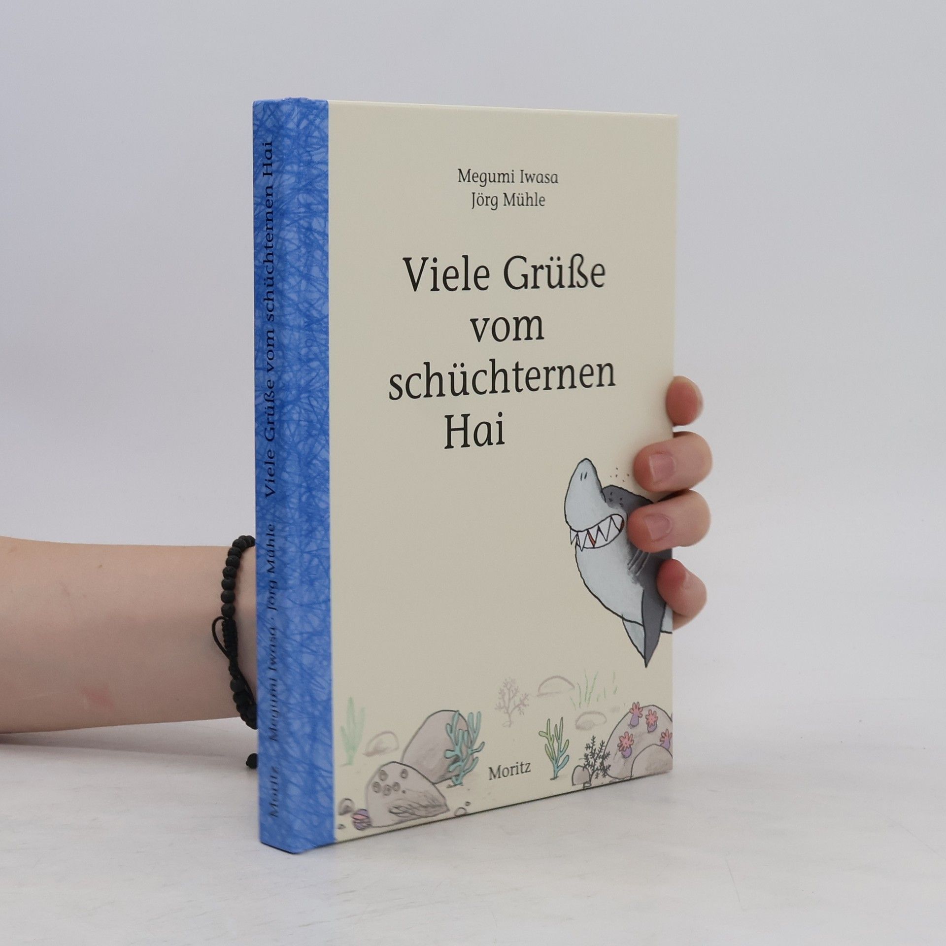 Megumi Iwasa Viele Grüße vom schüchternen Hai