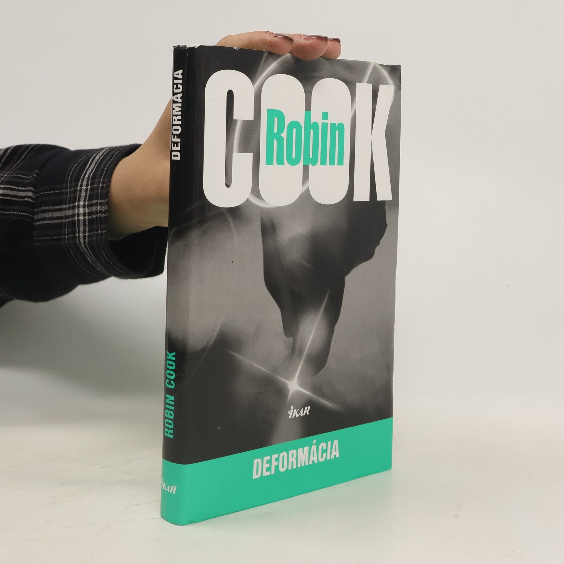 Robin Cook Deformácia