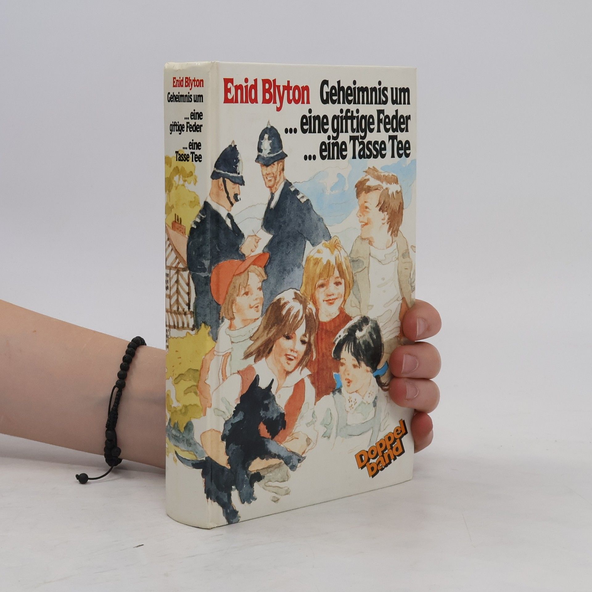Enid Blyton Geheimnis Um... Eine giftige Feder, Eine Tasse Tee