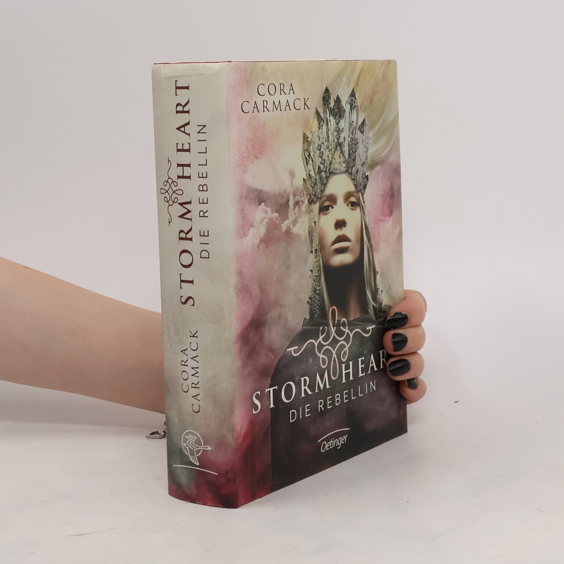 Cora Carmack Stormheart - die Rebellin