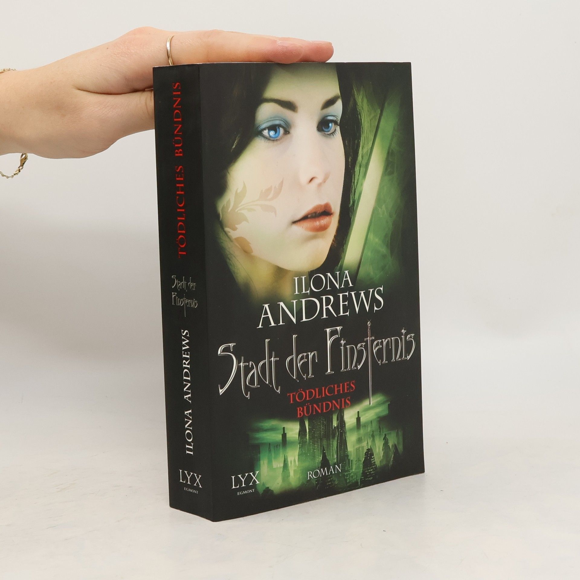 Ilona Andrews Stadt der Finsternis 7
