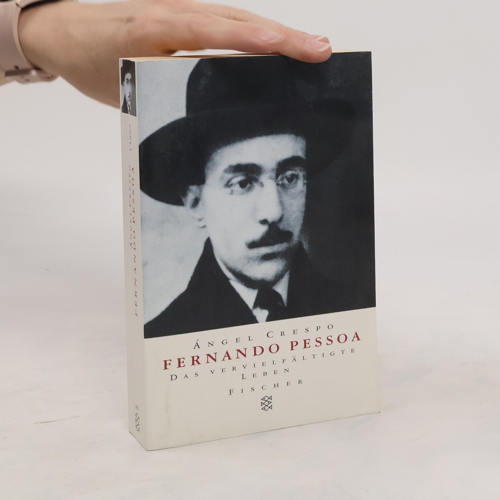 A. ngel Crespo Fernando Pessoa