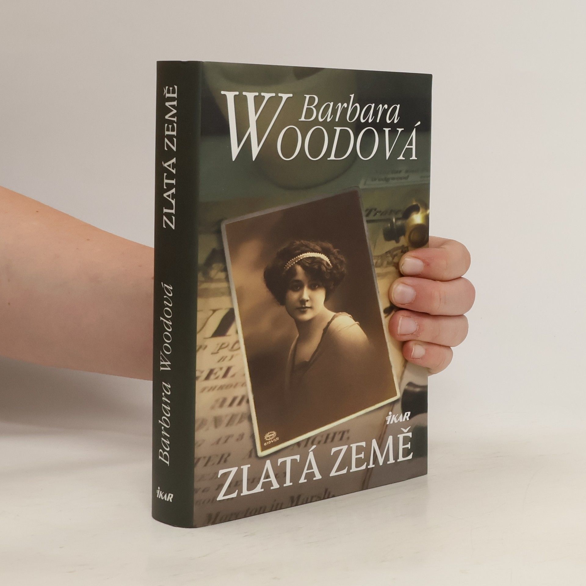 Barbara Wood Zlatá země