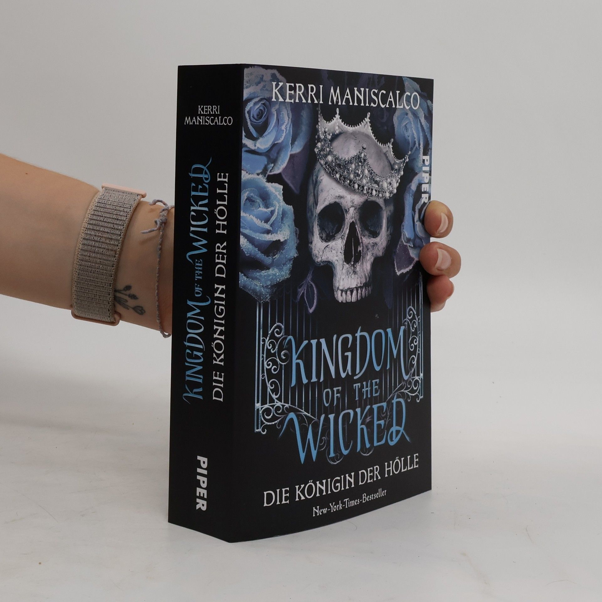 Kerri Maniscalco Kingdom of the Wicked