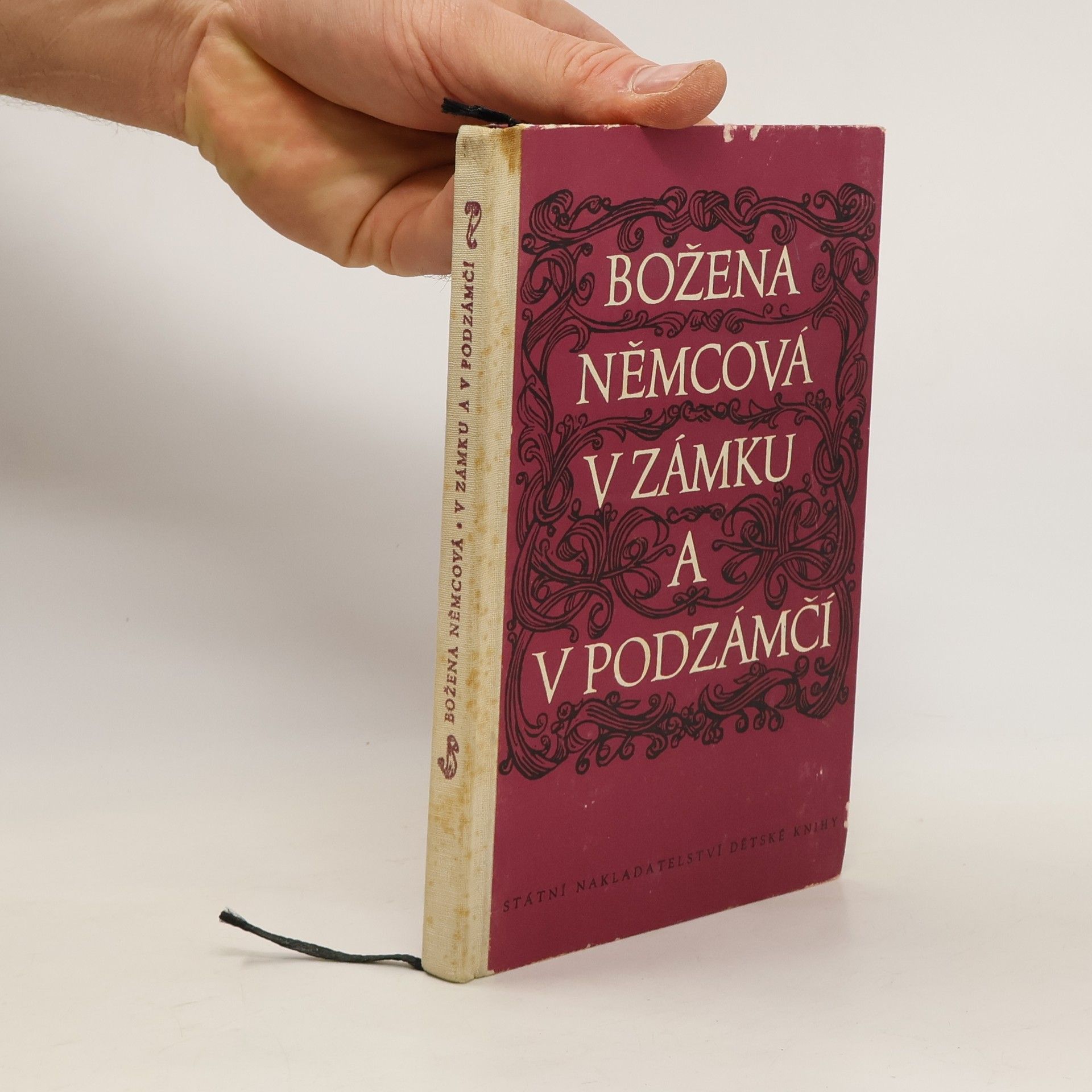 Božena Němcová V zámku a v podzámčí