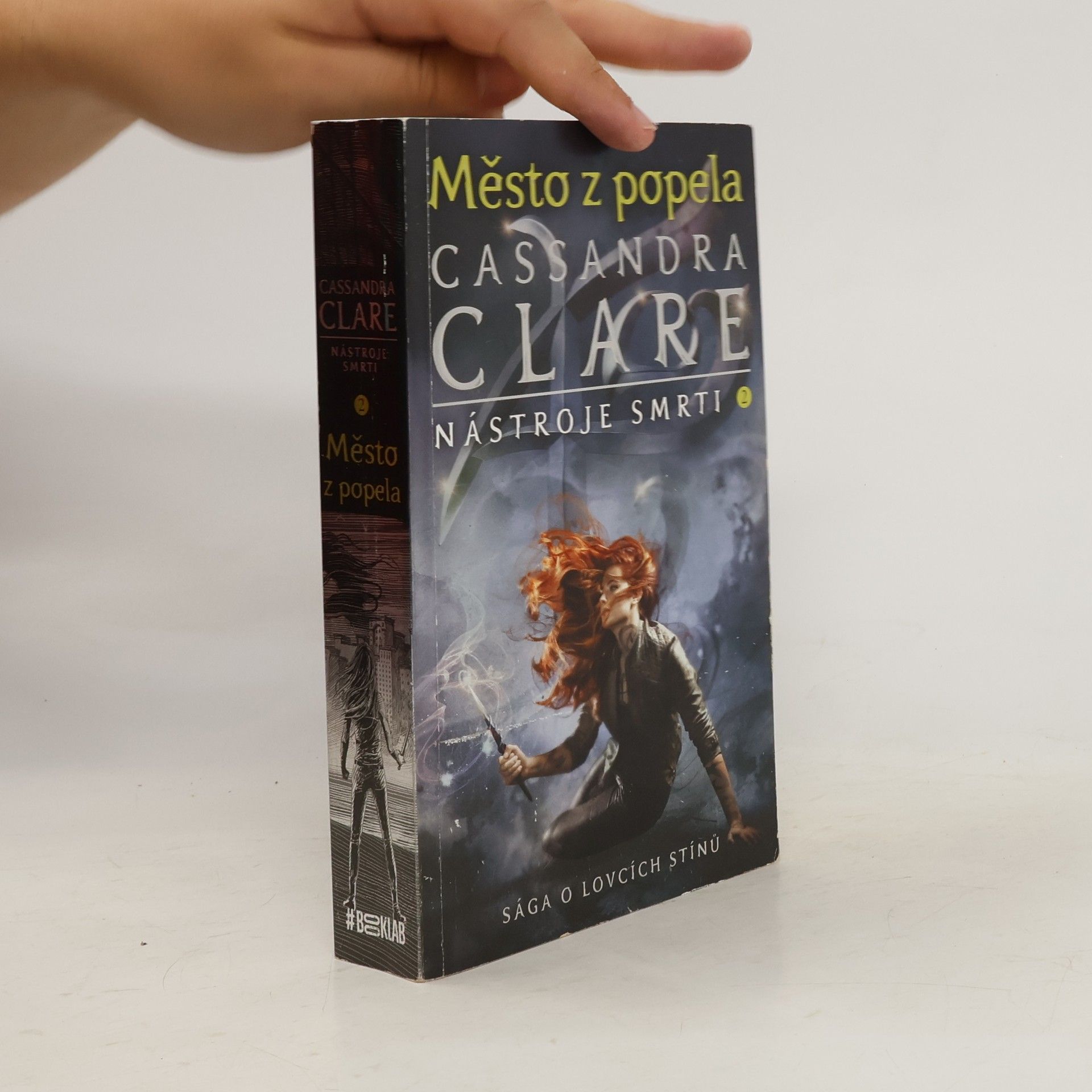 Cassandra Clare Město z popela. Nástroje smrti. 2. díl