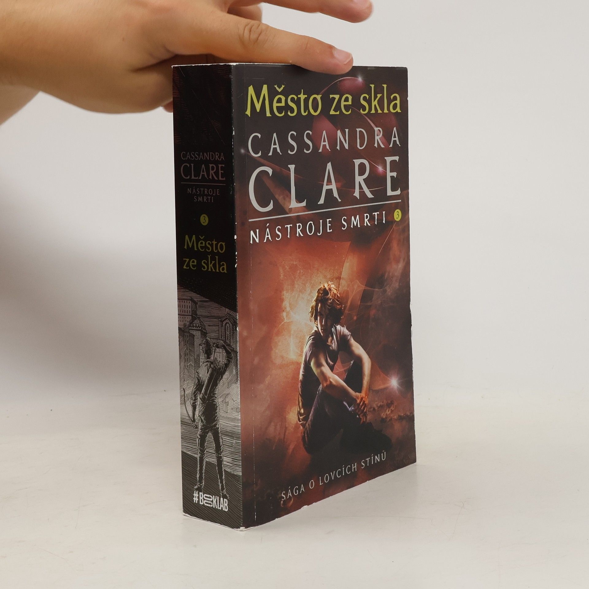 Cassandra Clare Město ze skla. Nástroje smrti. 3. díl