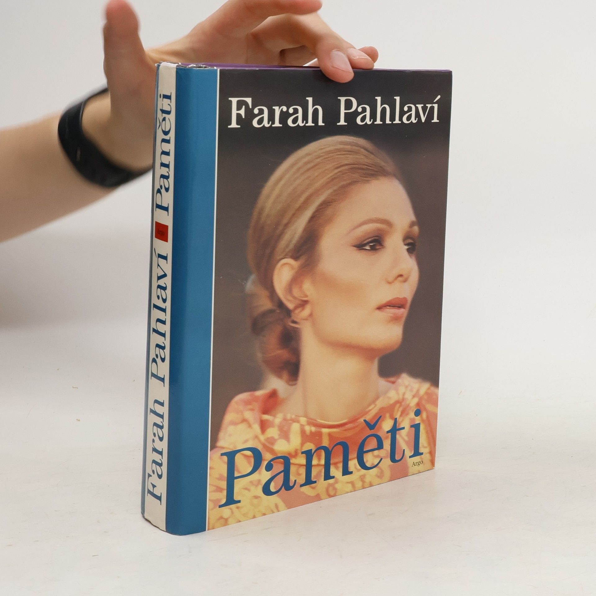 Farah Pahlaví Paměti