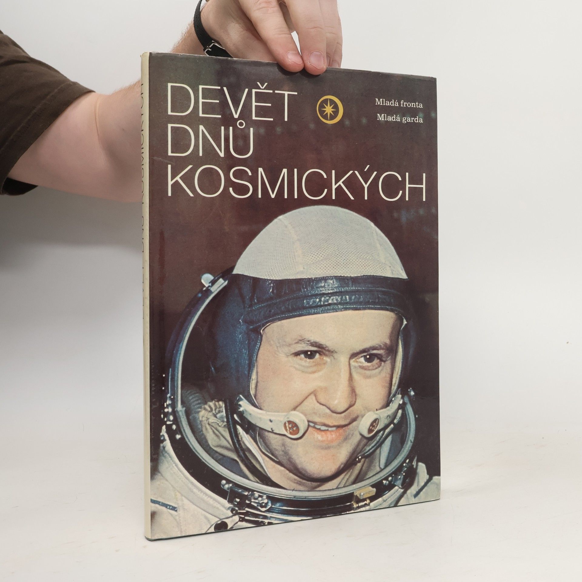 Karel Pacner Devět dnů kosmických