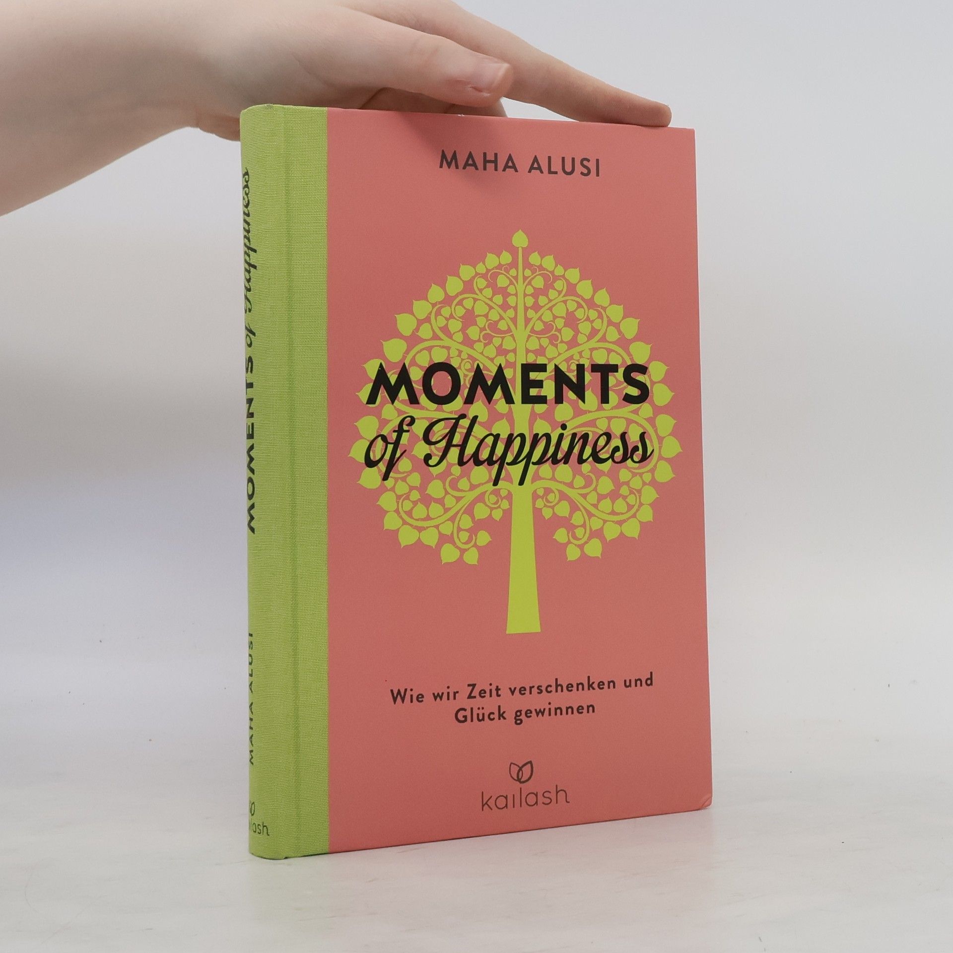 Maha Alusi Moments of happiness