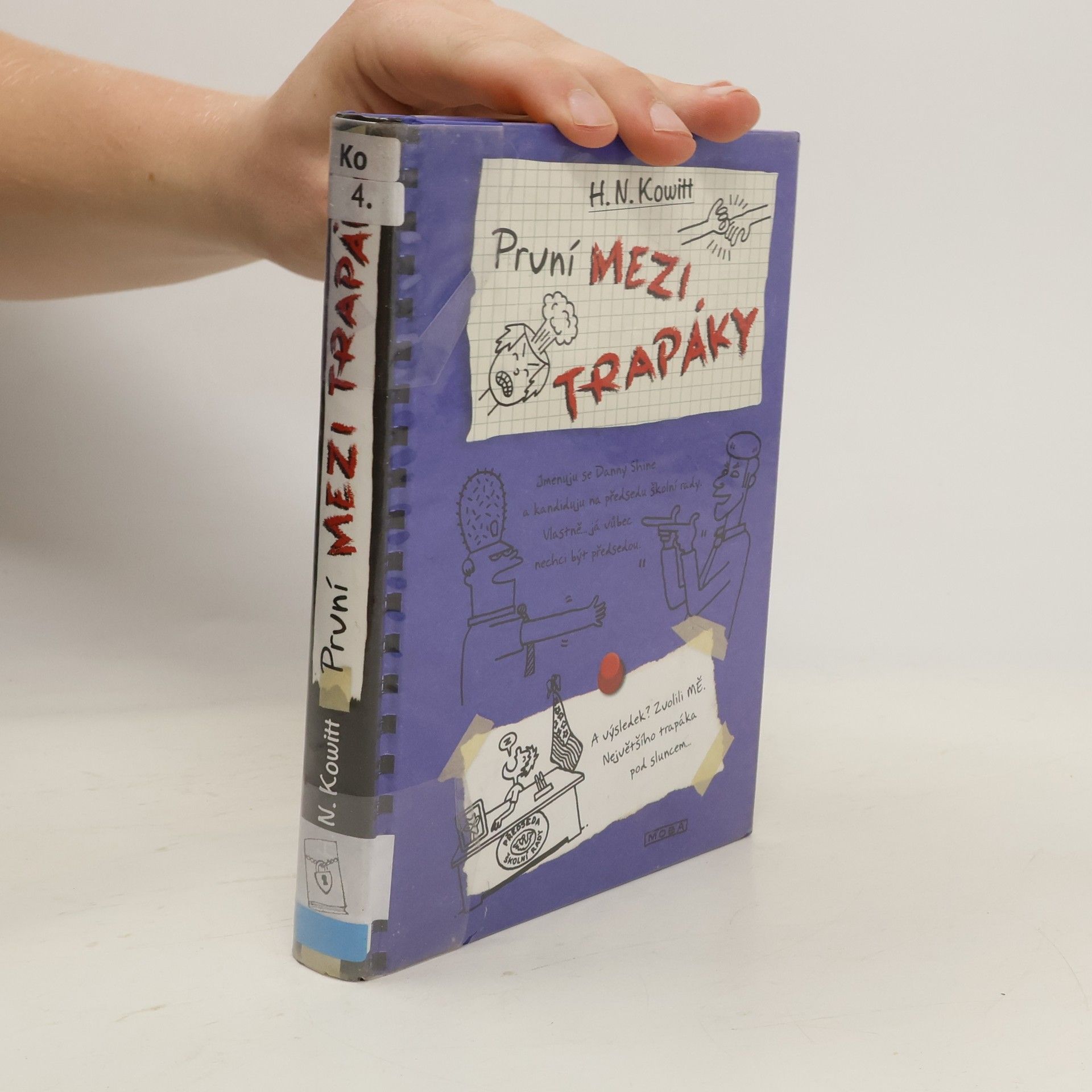 Holly Kowitt První mezi trapáky