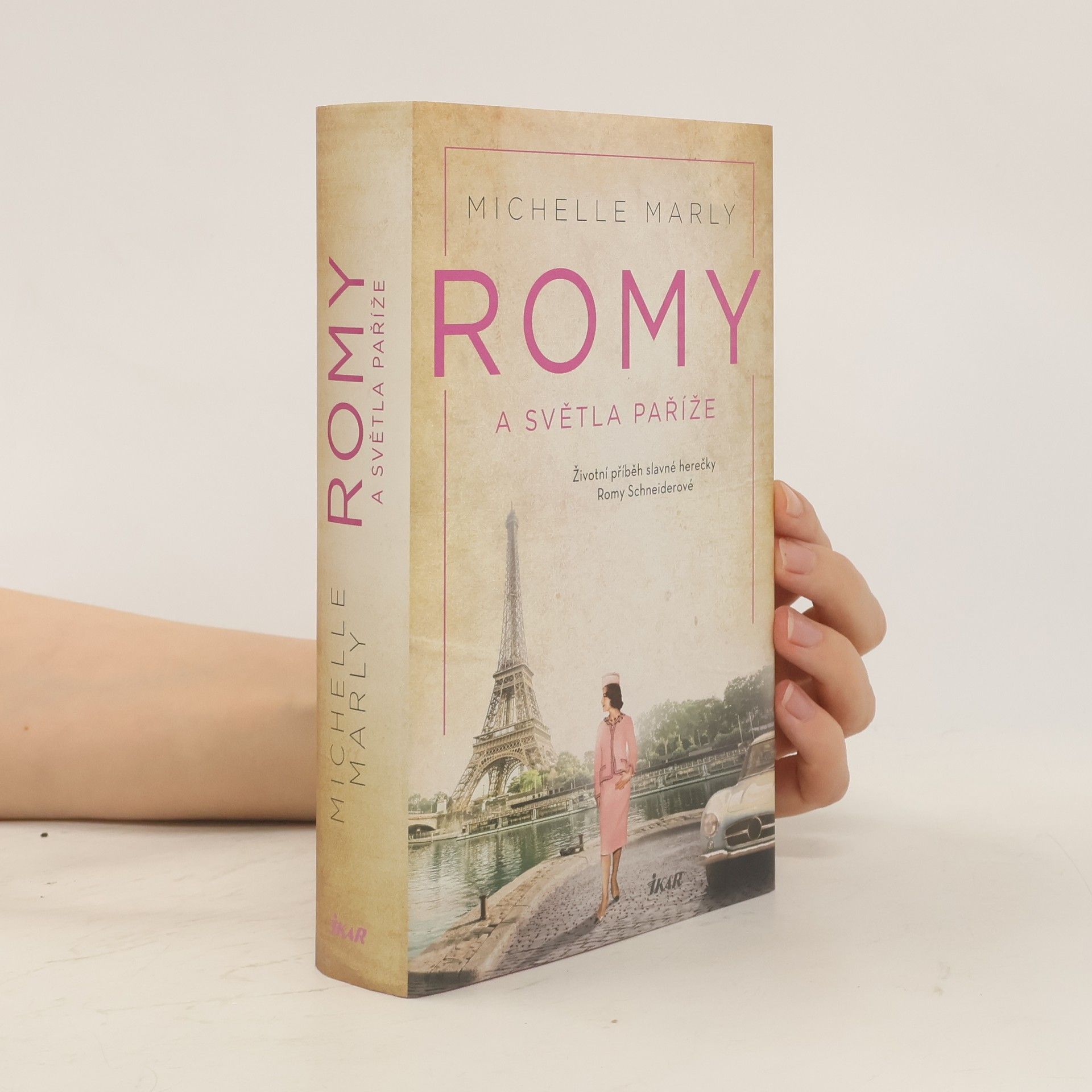 Micaela Jary Romy a světla Paříže