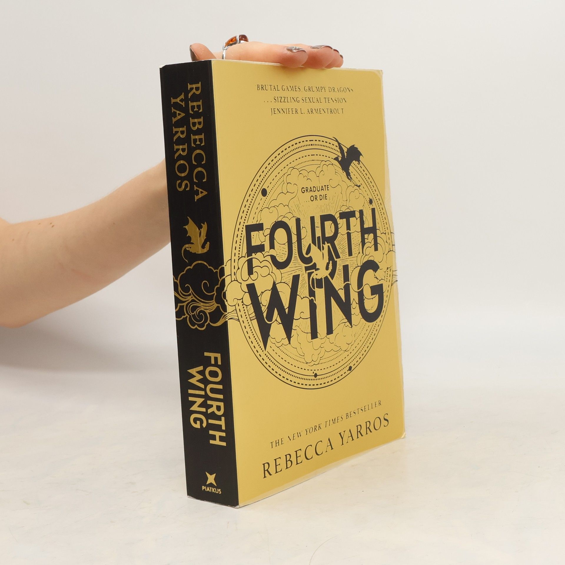 Rebecca Yarros Fourth Wing
