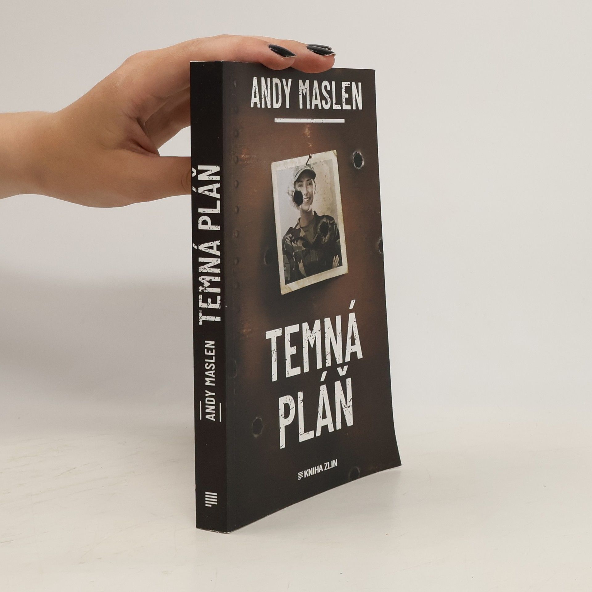 Adéla Špínová Temná pláň