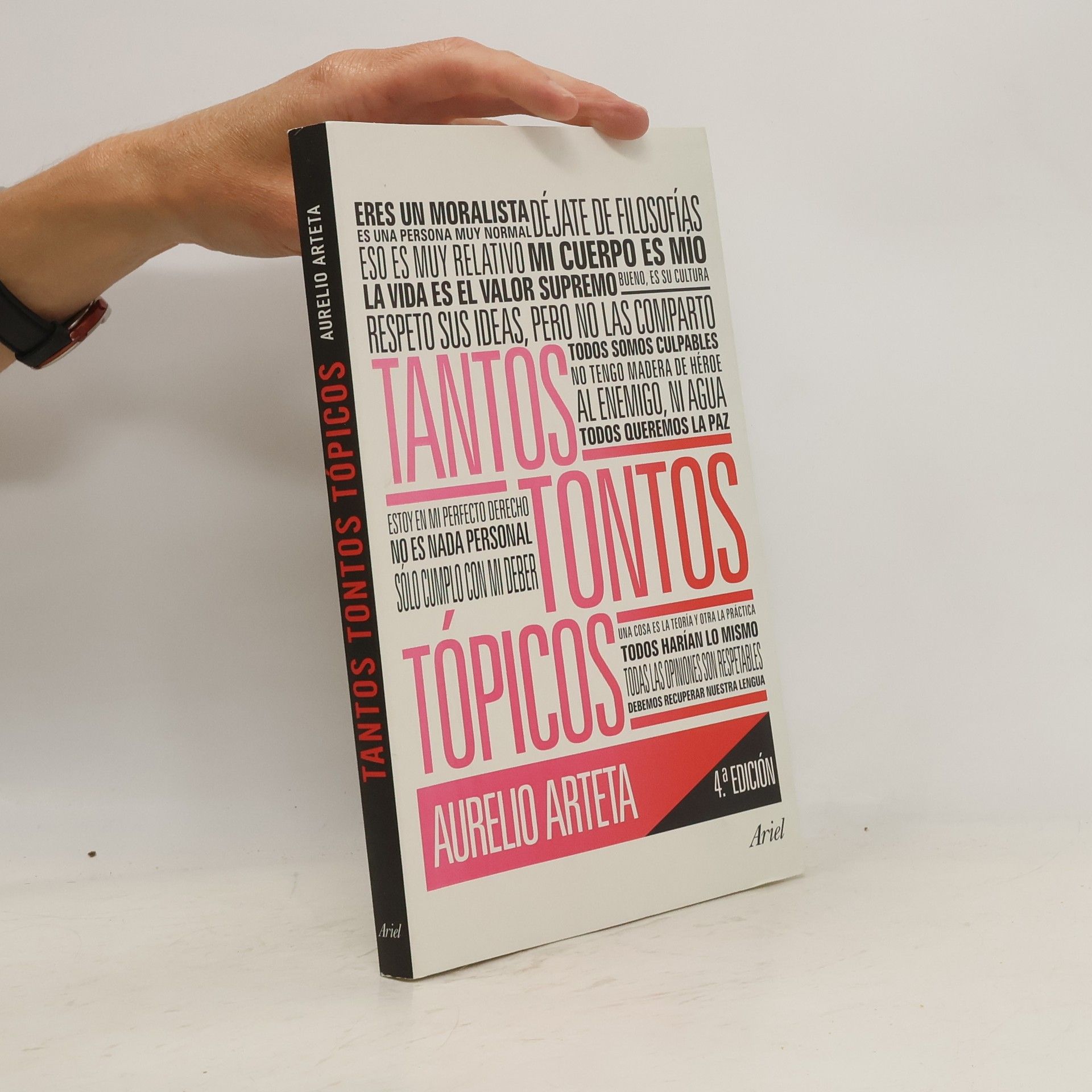 Aurelio Arteta Aisa Tantos tontos tópicos