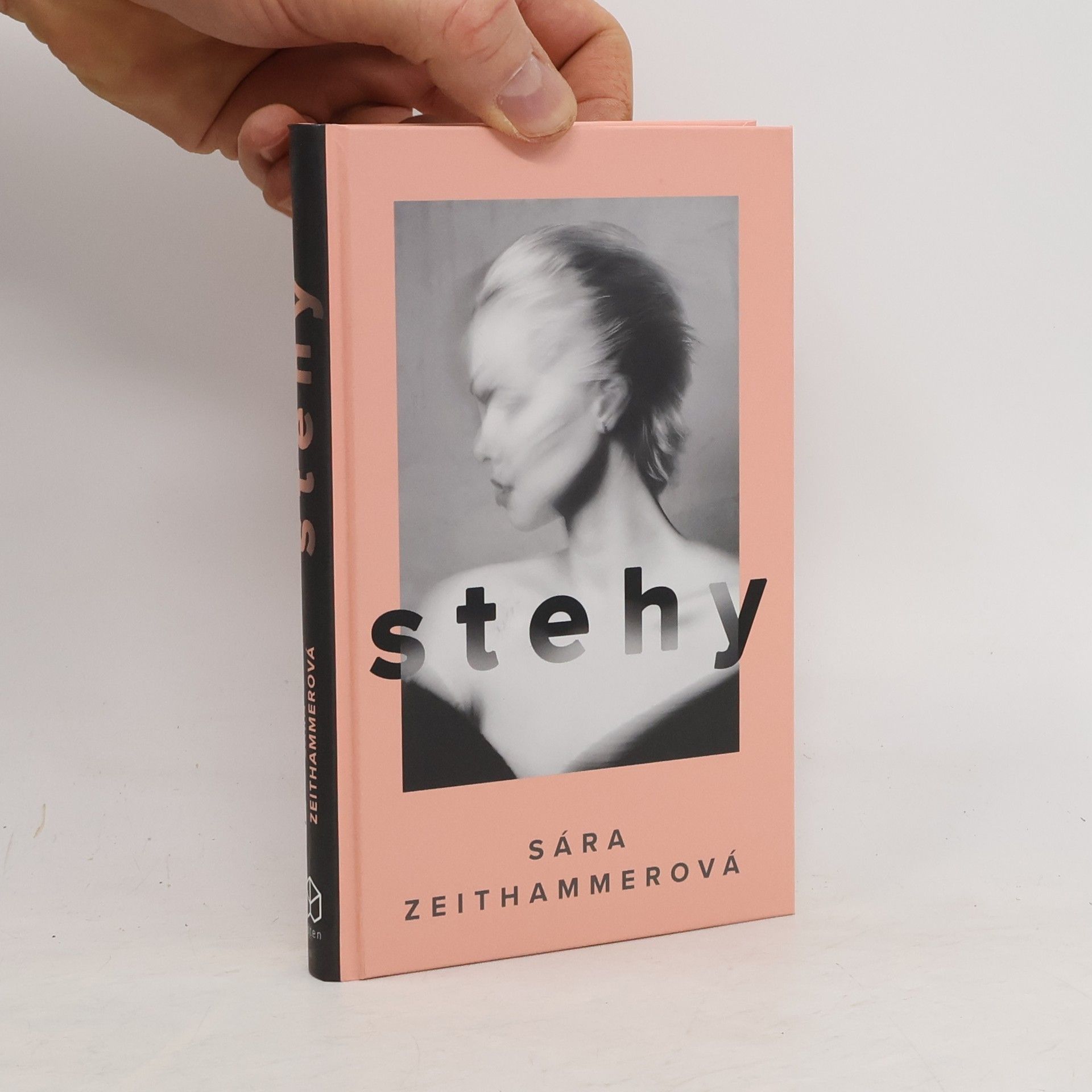 Sára Zeithammerová Stehy
