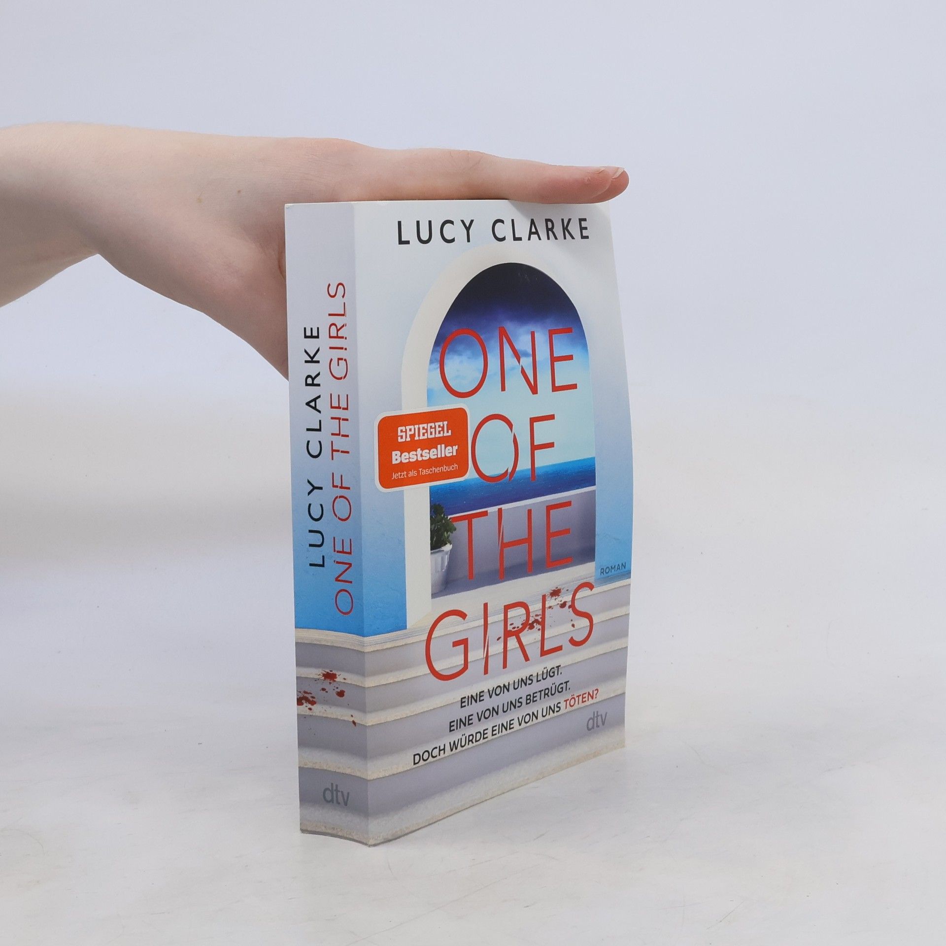 Lucy Clarke One of the Girls