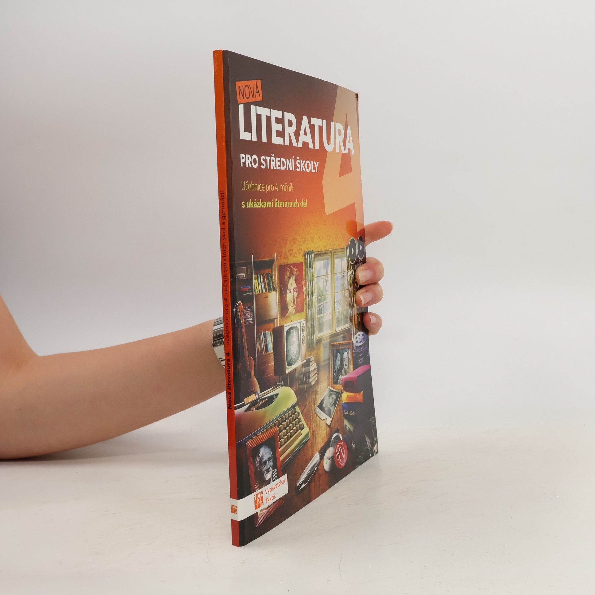 kolektiv Nová literatura pro střední školy s ukázkami literálních děl. Učebnice pro 4.ročník
