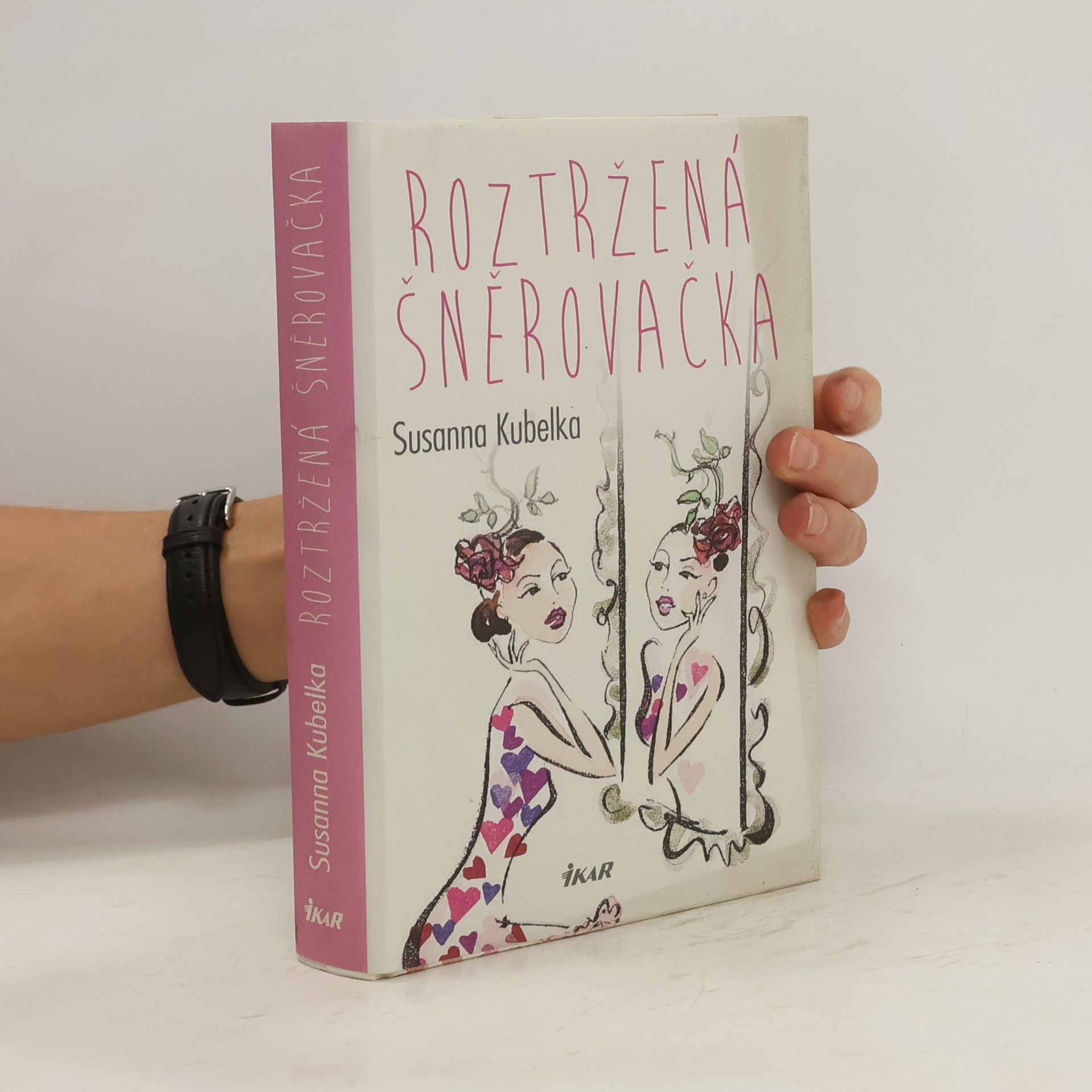 Susanna Kubelka Roztržená šněrovačka